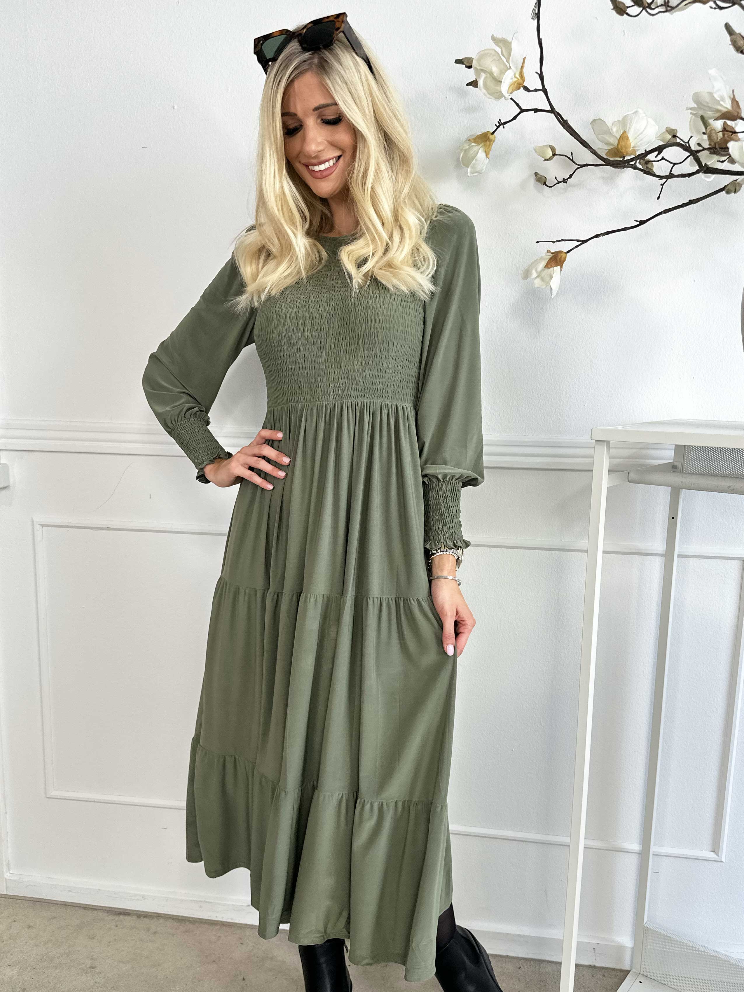 Kelly Long - Stretchklänning med smock över bröstet