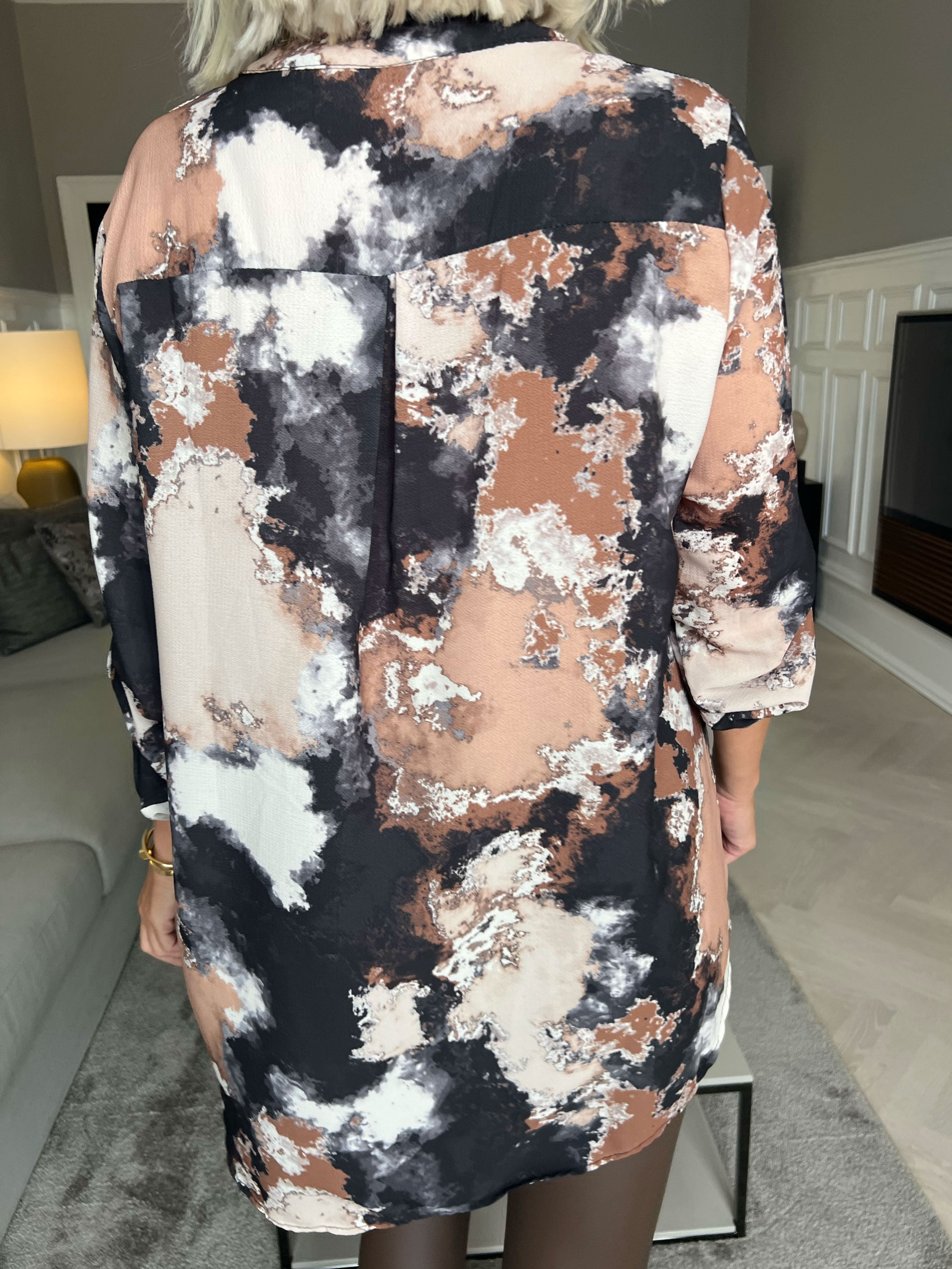 Vanesa Batik - Tunika i batikmönster