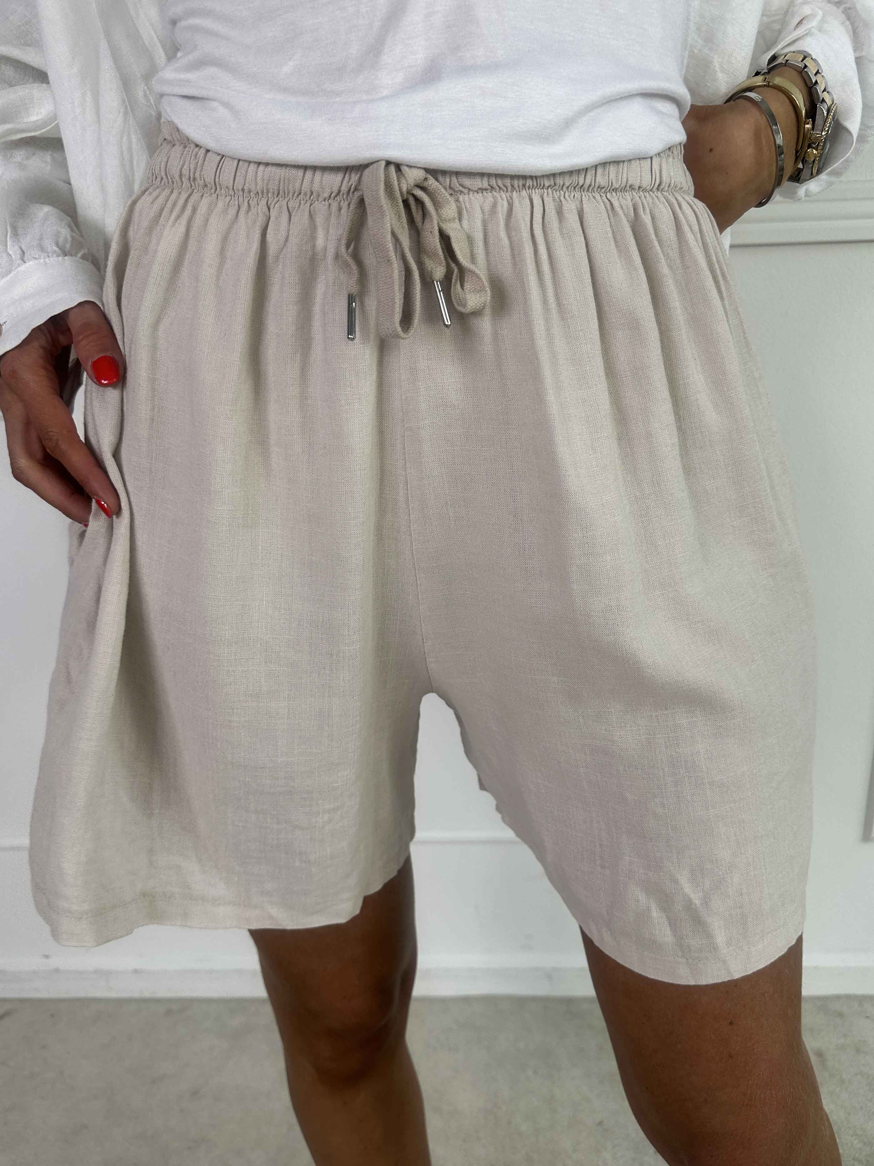 Clara Shorts - Lätta shorts i viskos och linne