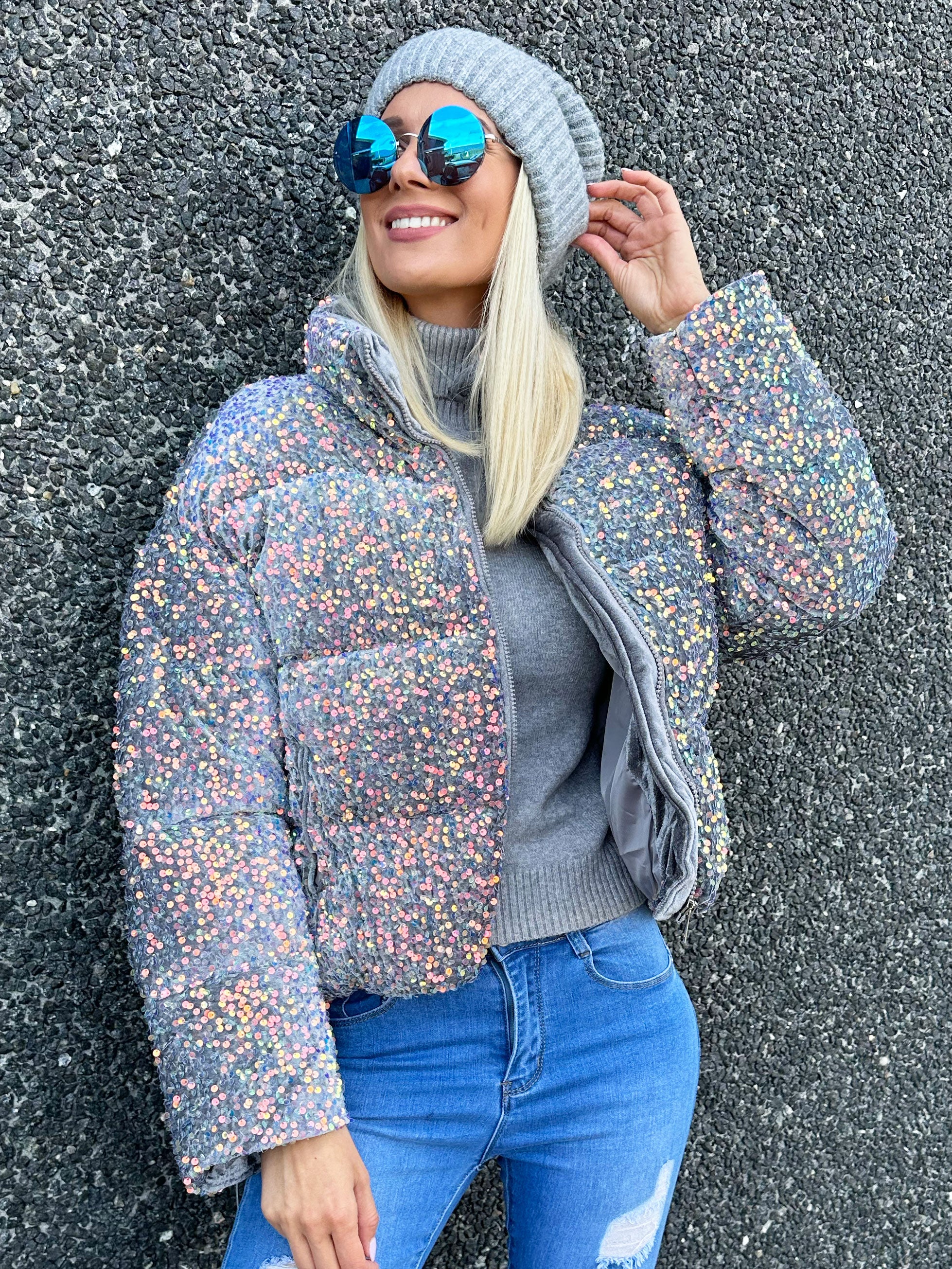 Alena - Kort dunjacka med paljetter