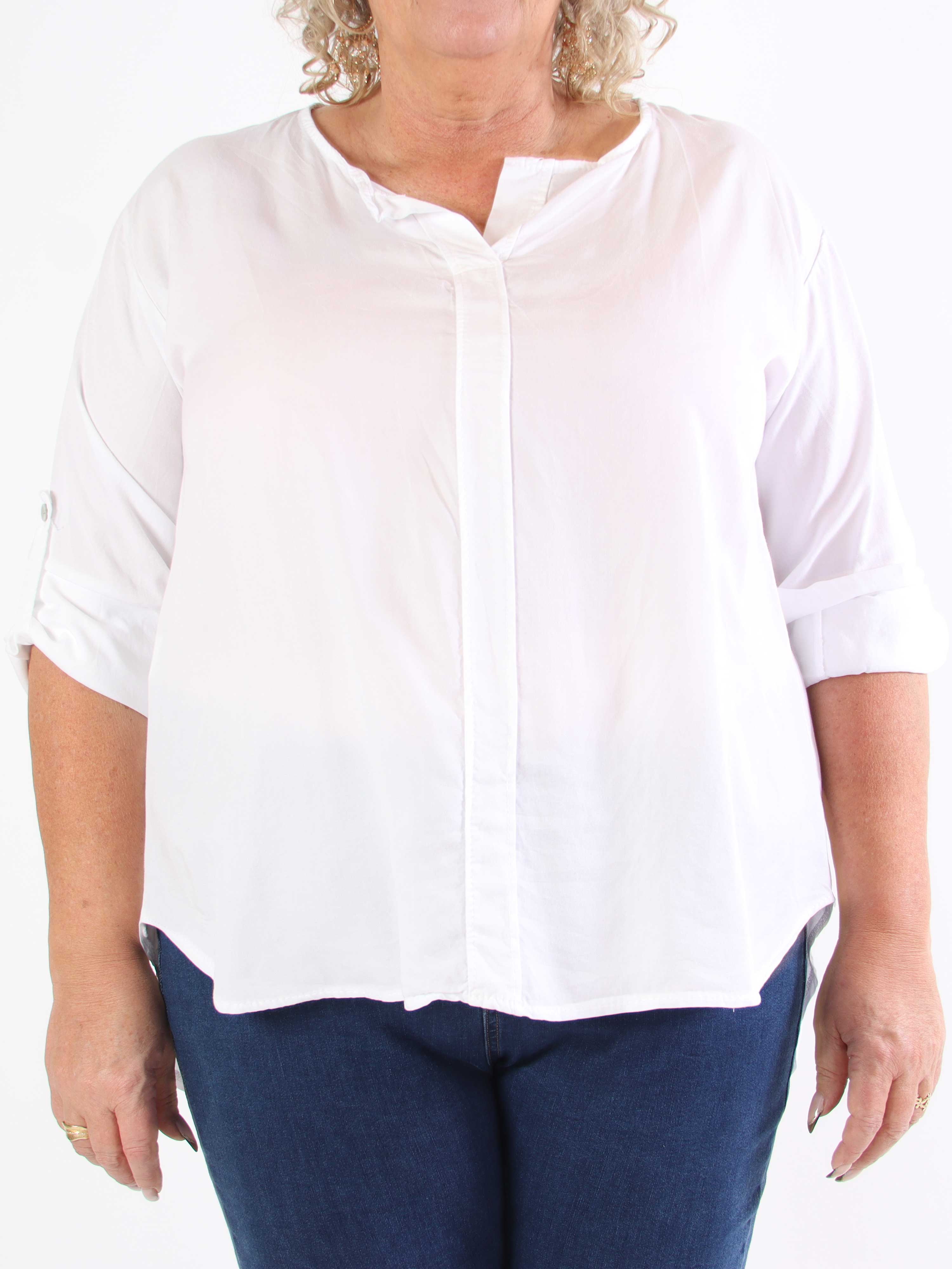 Emelda - Lätt enfärgad plus size skjorta i lyocell