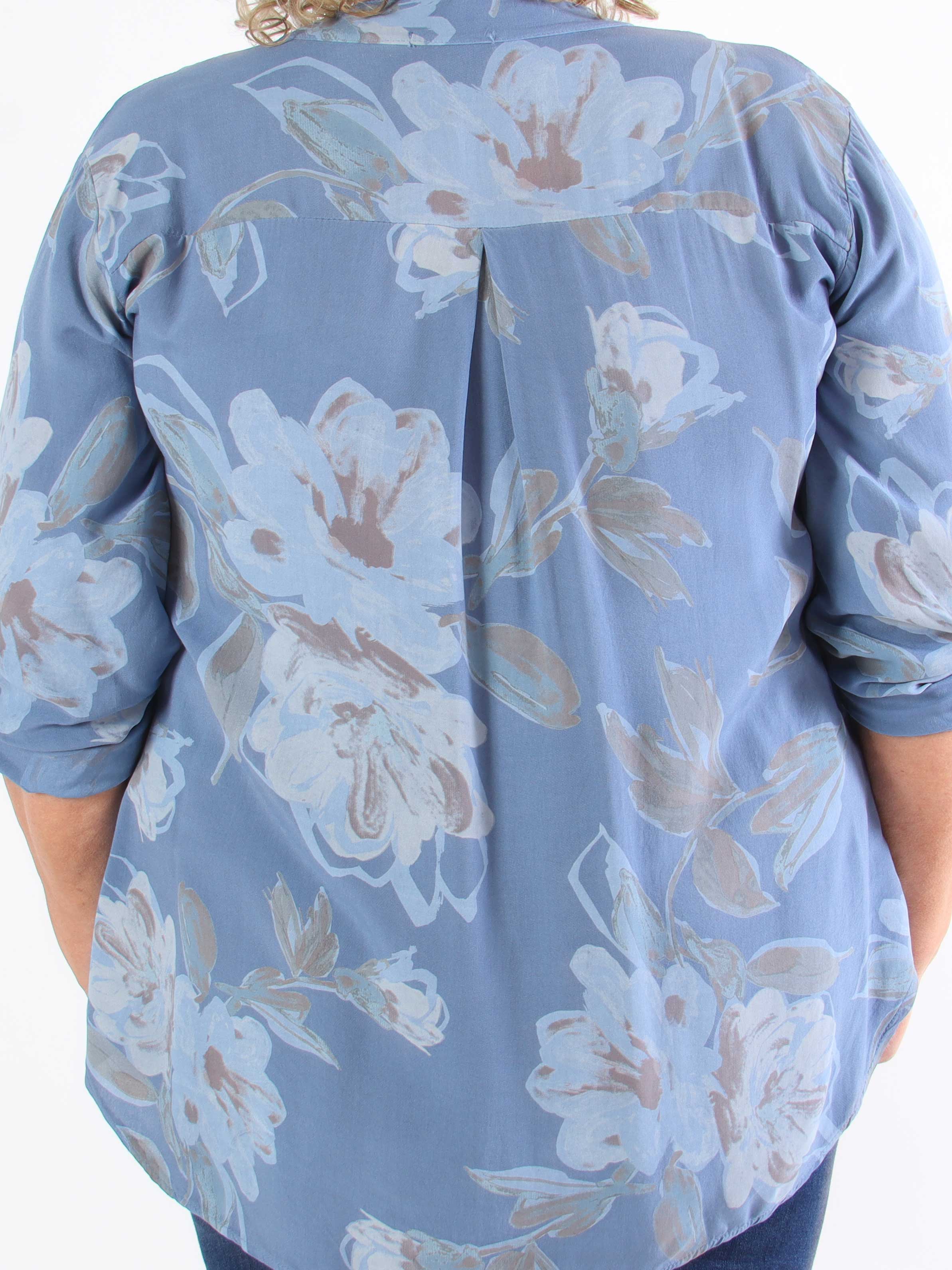 Ella - Söt plus size-tunika i viskos med blommiga motiv