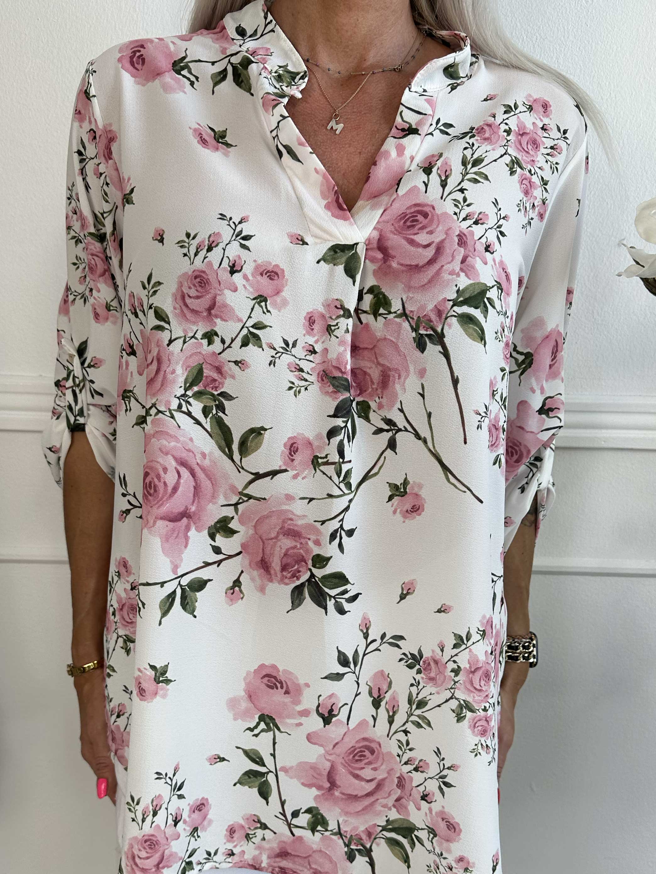 Vanesa Rose - Lätt och luftig tunika med blommönster