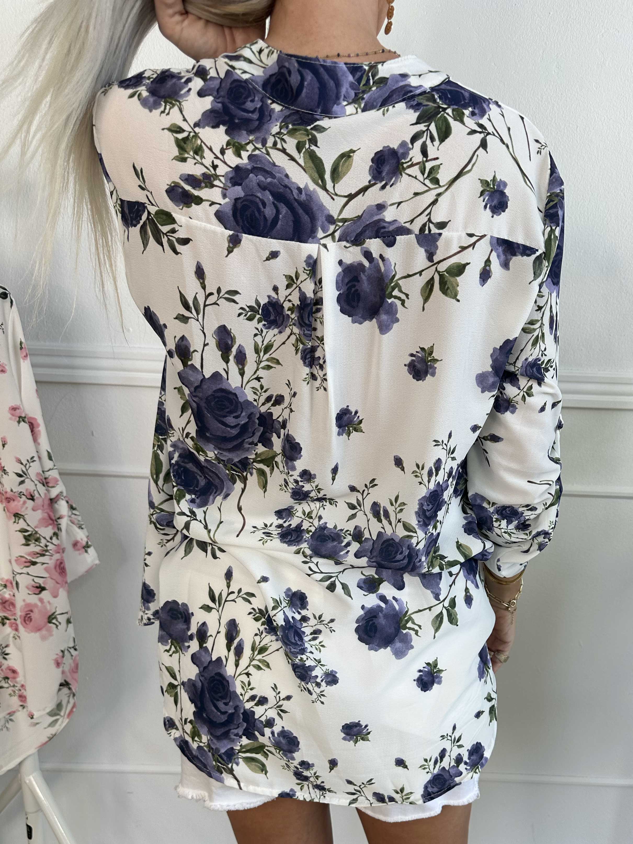 Vanesa Rose - Lätt och luftig tunika med blommönster