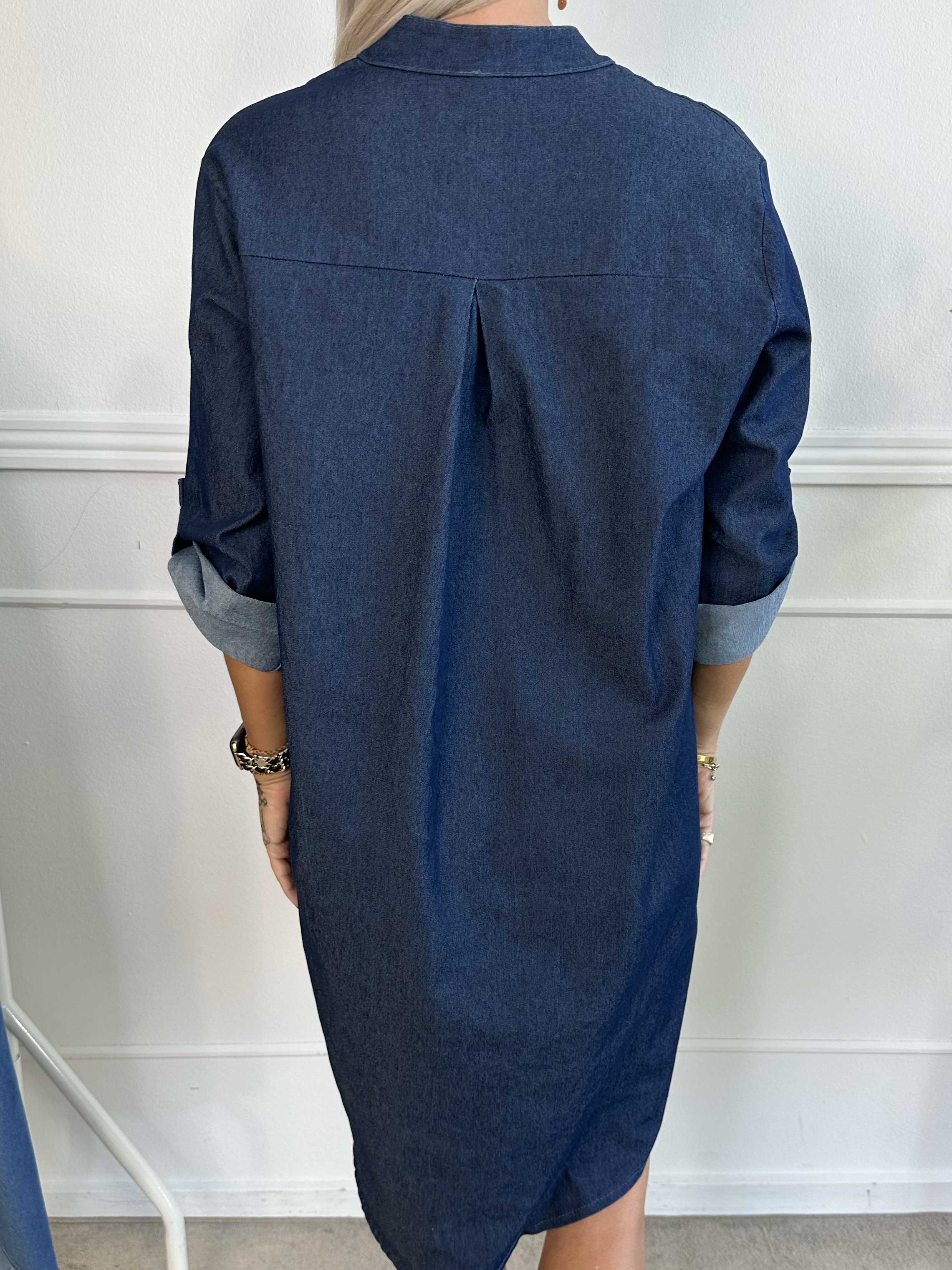 Vanesa Denim Dress - Lätt klänning i bomullstyg
