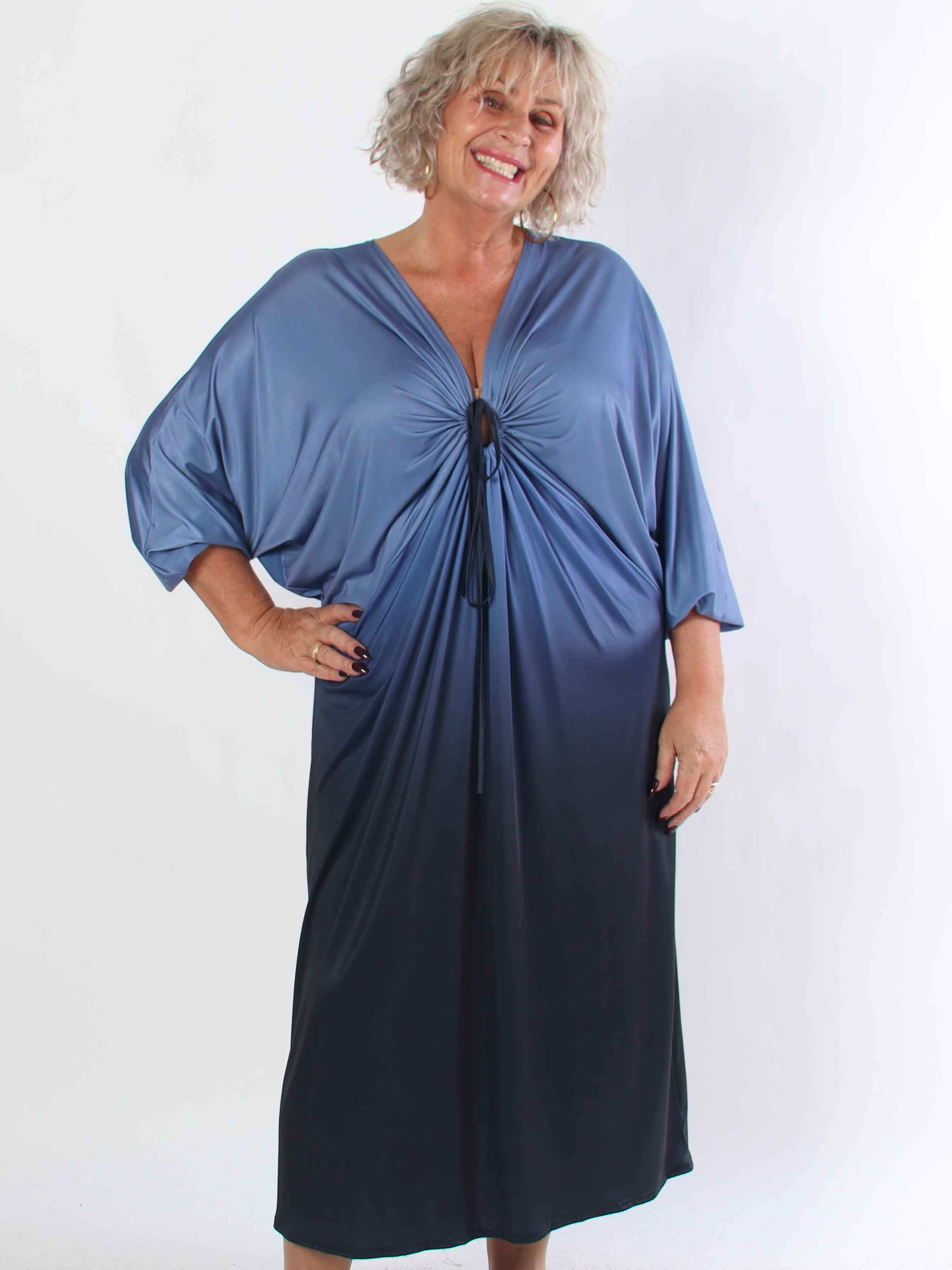 Ismene - Lång plus size tunikaklänning i flera färgnyanser