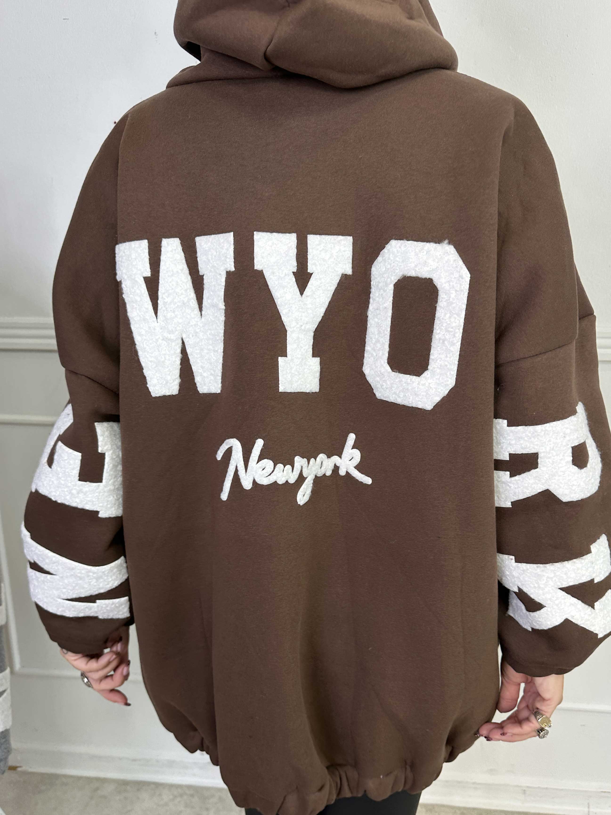 Iverna - Mjuk oversize hoodie med text