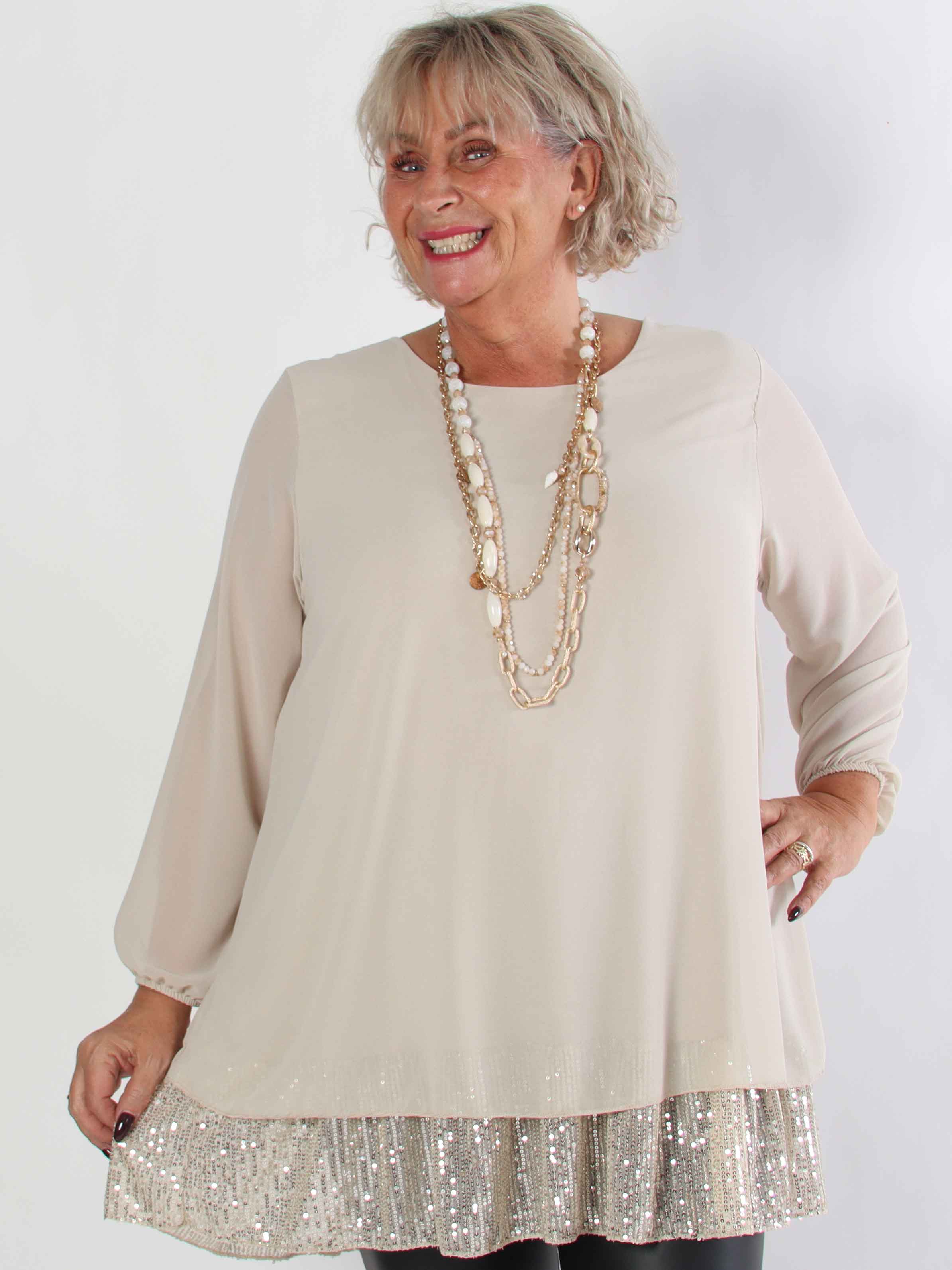 Kamilla - Festredo plus size tunikaklänning med chiffonglager och paljetter