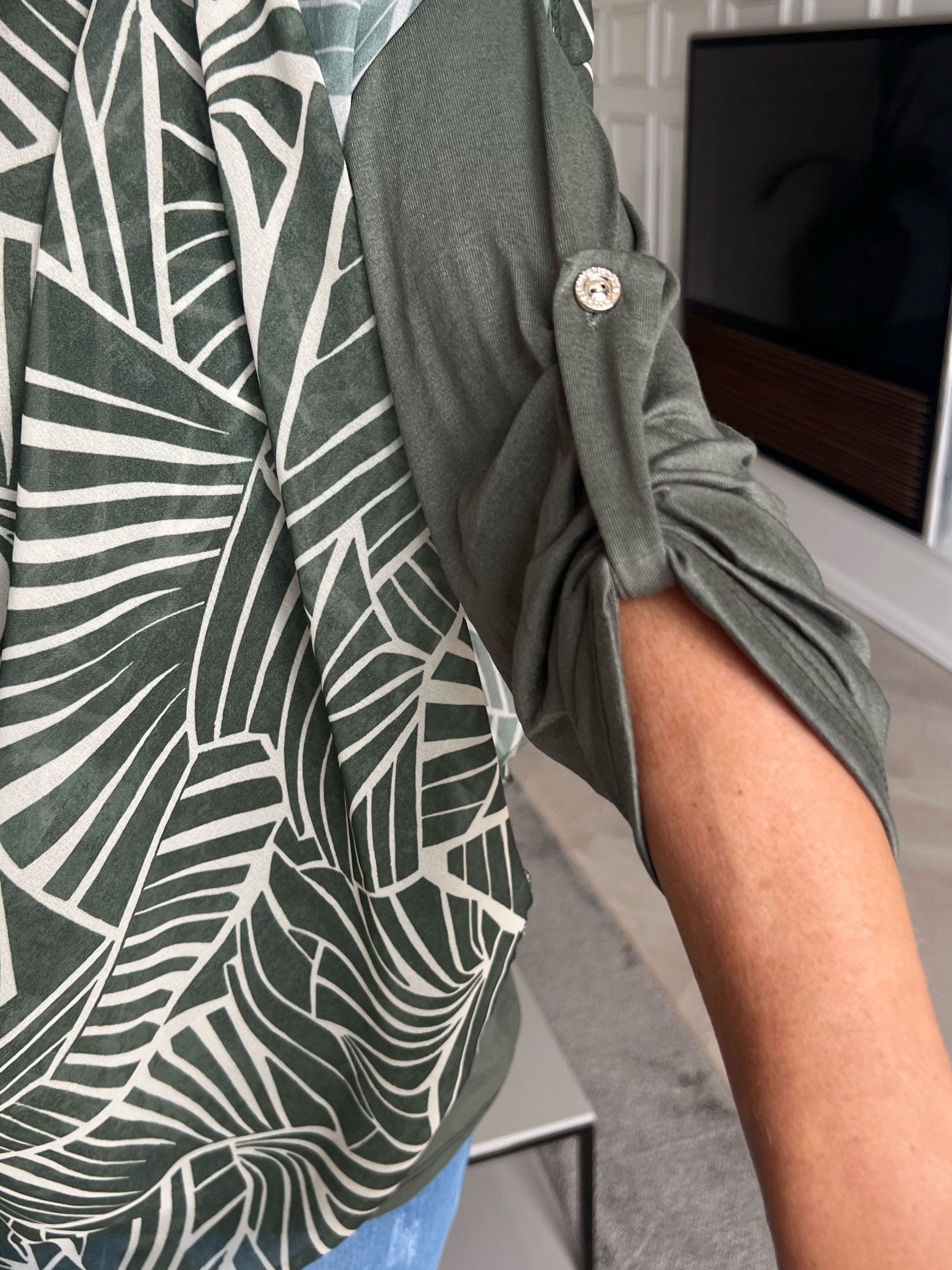 Kenya Pattern Shirt - Mönstrad tunika med chiffonglager