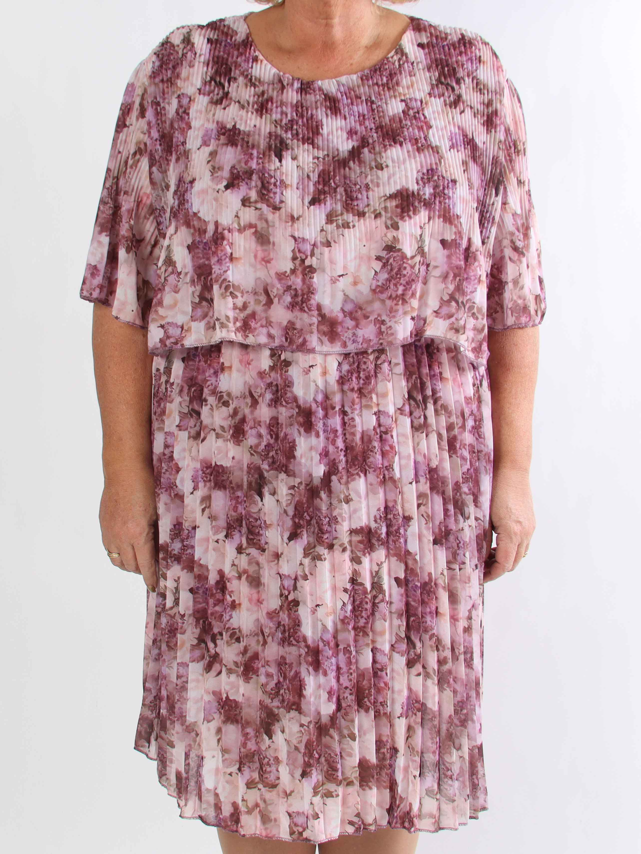 Kristina Flower - Sød blomstret plus size kjole med flæselag