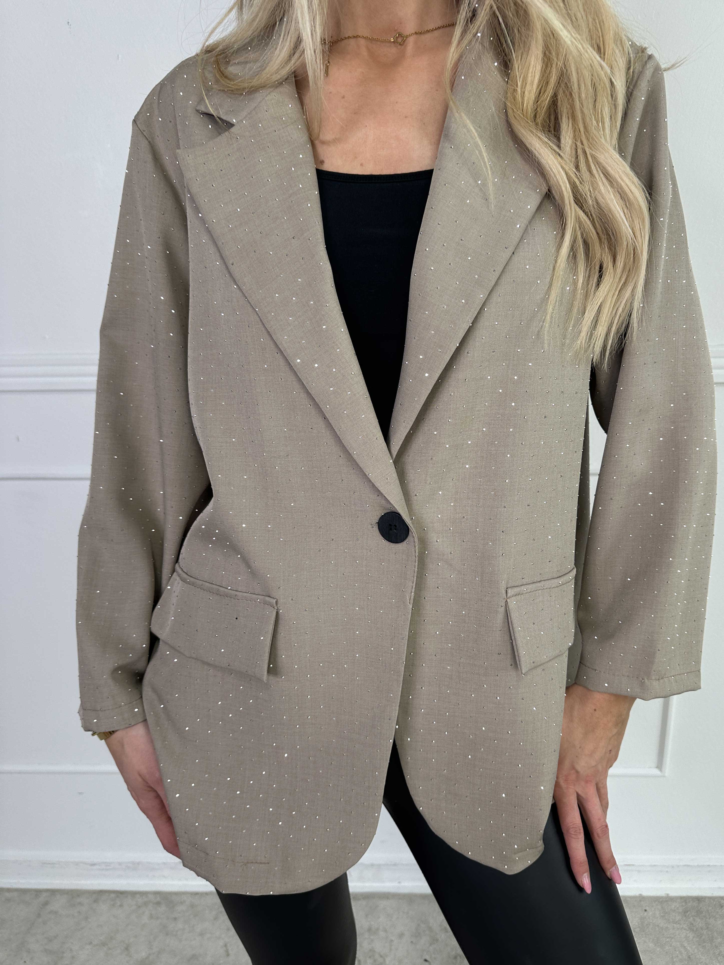 Lanthe - Kavaj med glittrande strass