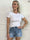 Malou - Jeansshorts med utsmyckning av gjutformar