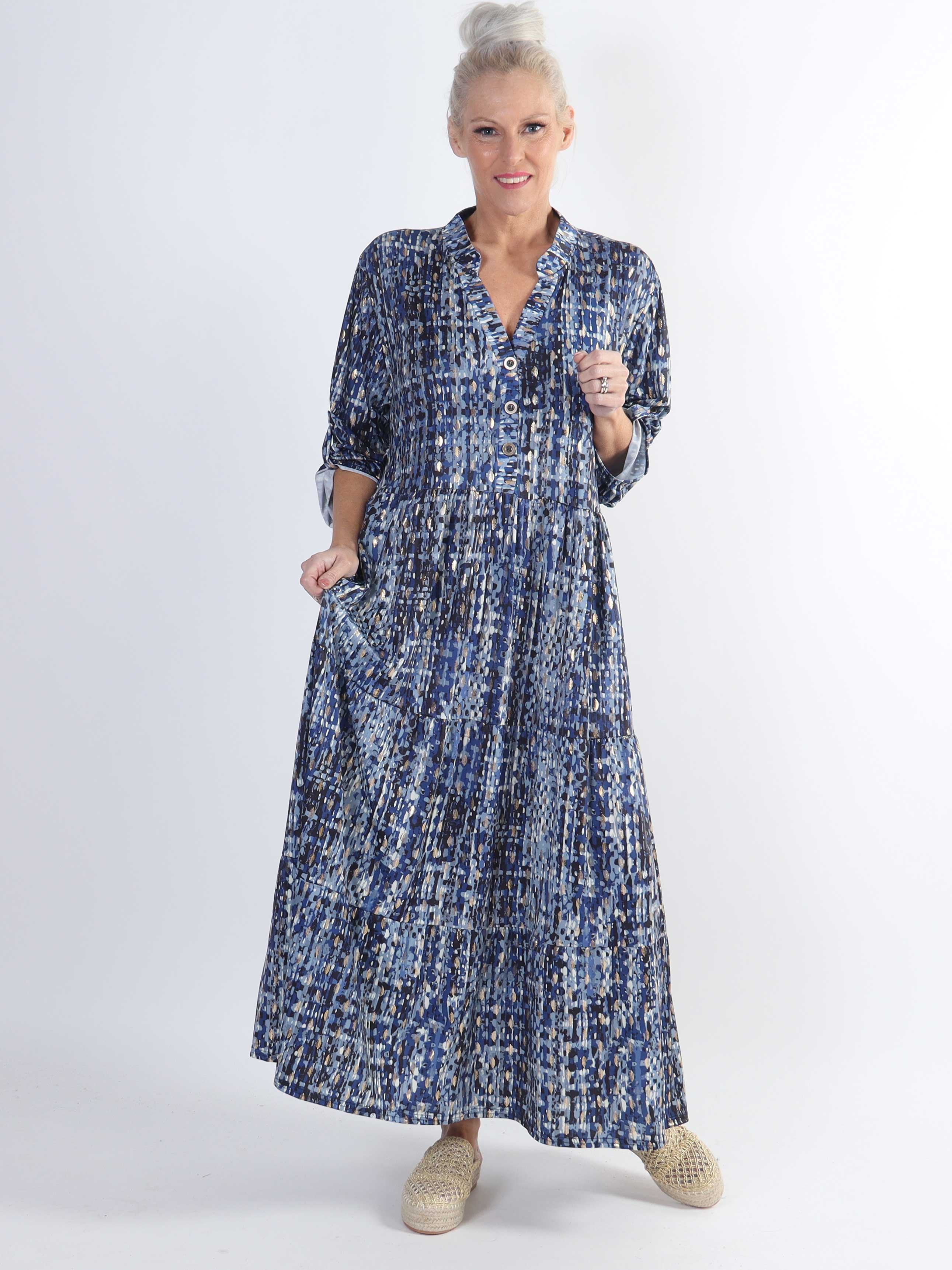 Milano Pattern - Lång mönstrad plus size klänning med lager på lager look