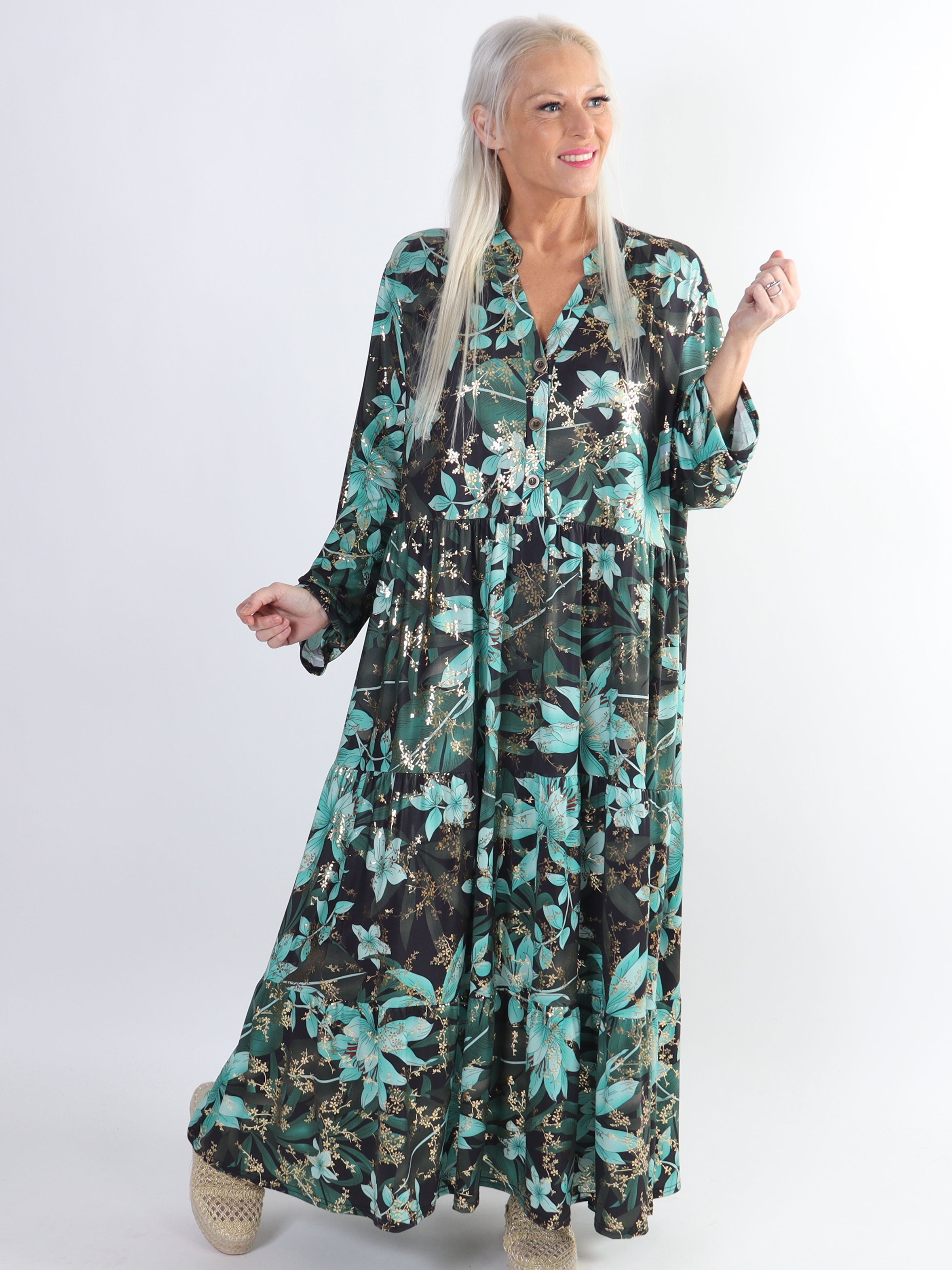 Milano Gold Flower - Lång plus size klänning med lager på lager look