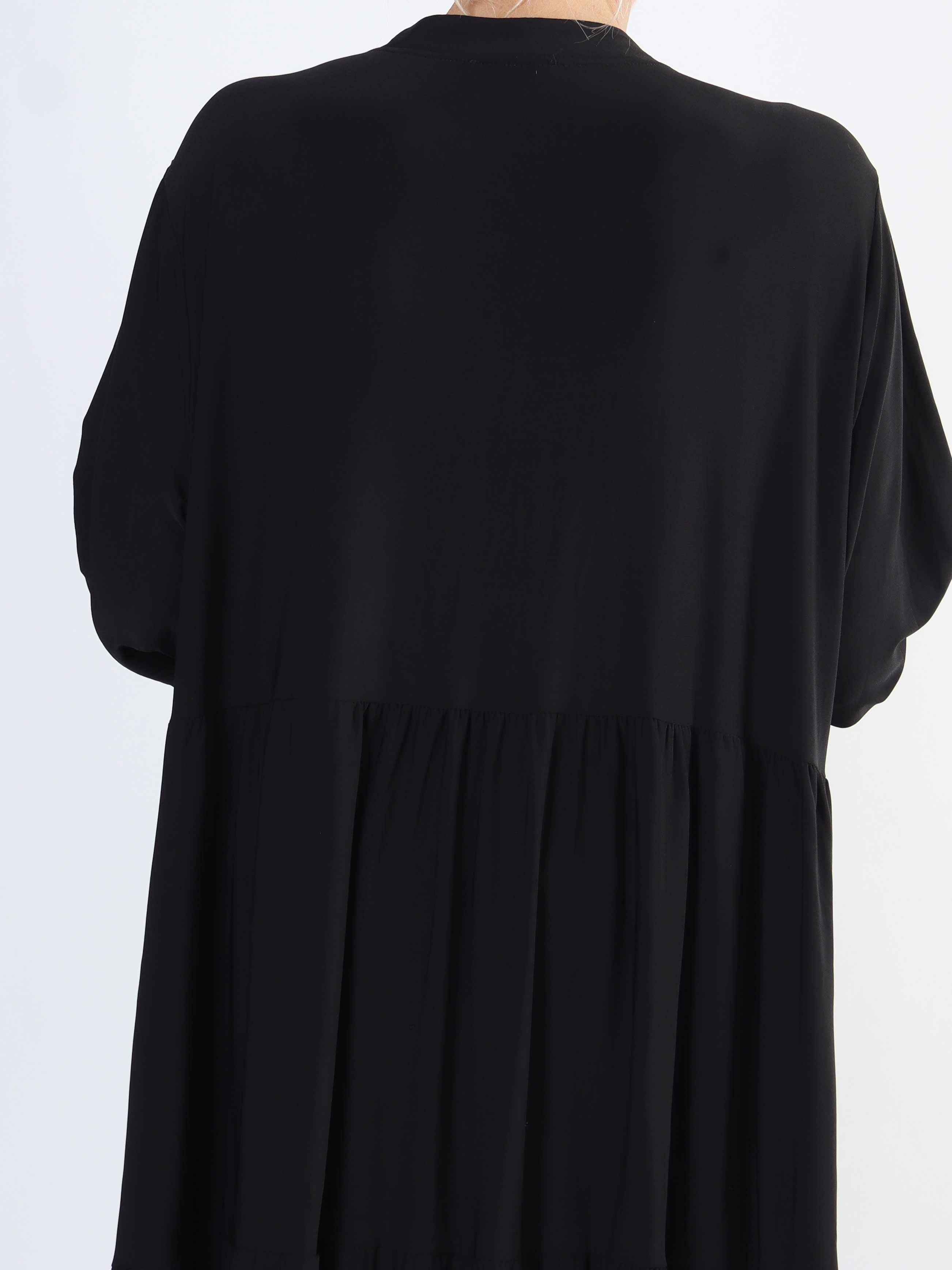 Milano Plain - Lång enfärgad plus size klänning med lager på lager look
