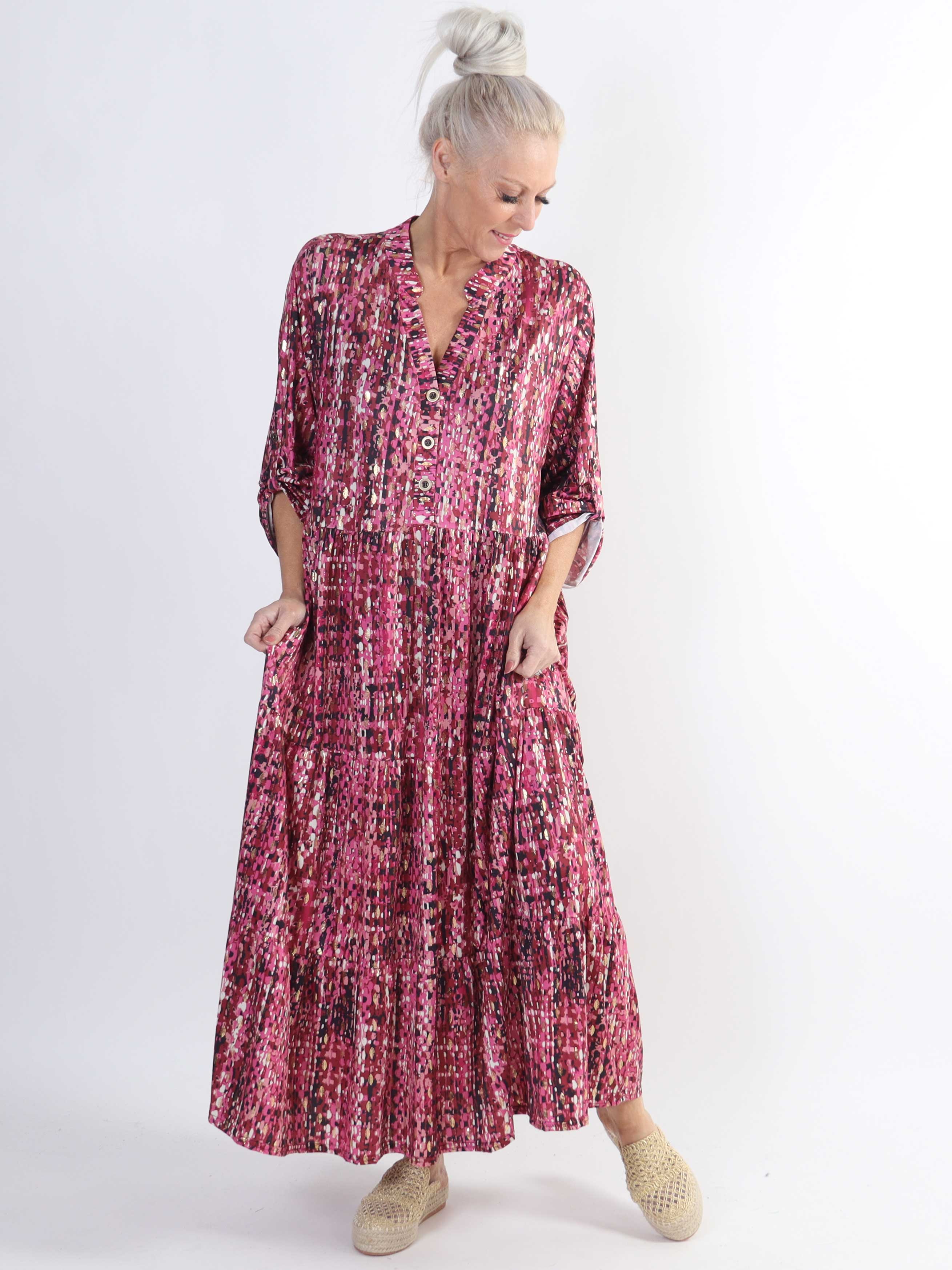 Milano Pattern - Lång mönstrad plus size klänning med lager på lager look