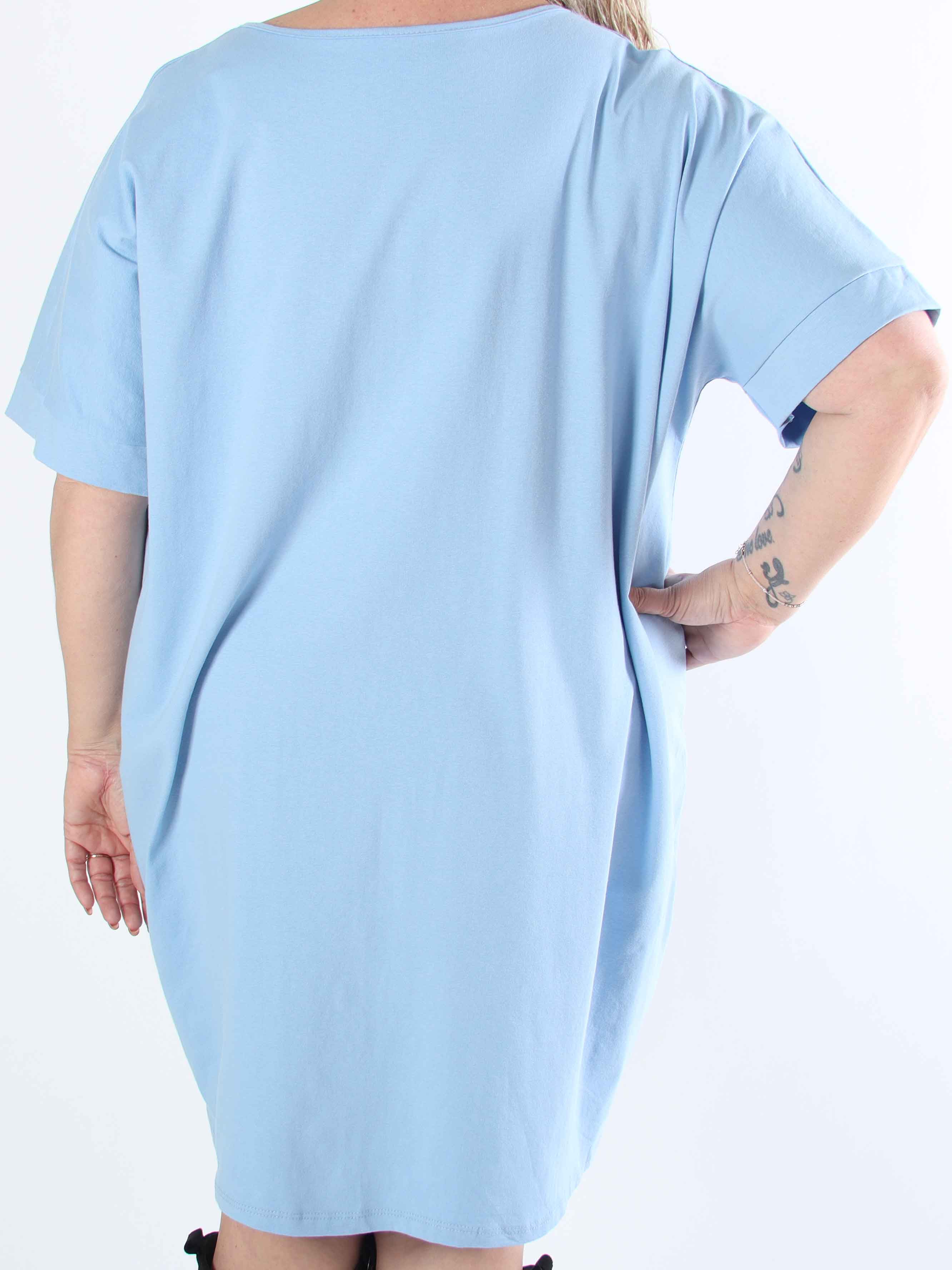Mintu Dress - Plus size t-shirtklänning i bomull med slits
