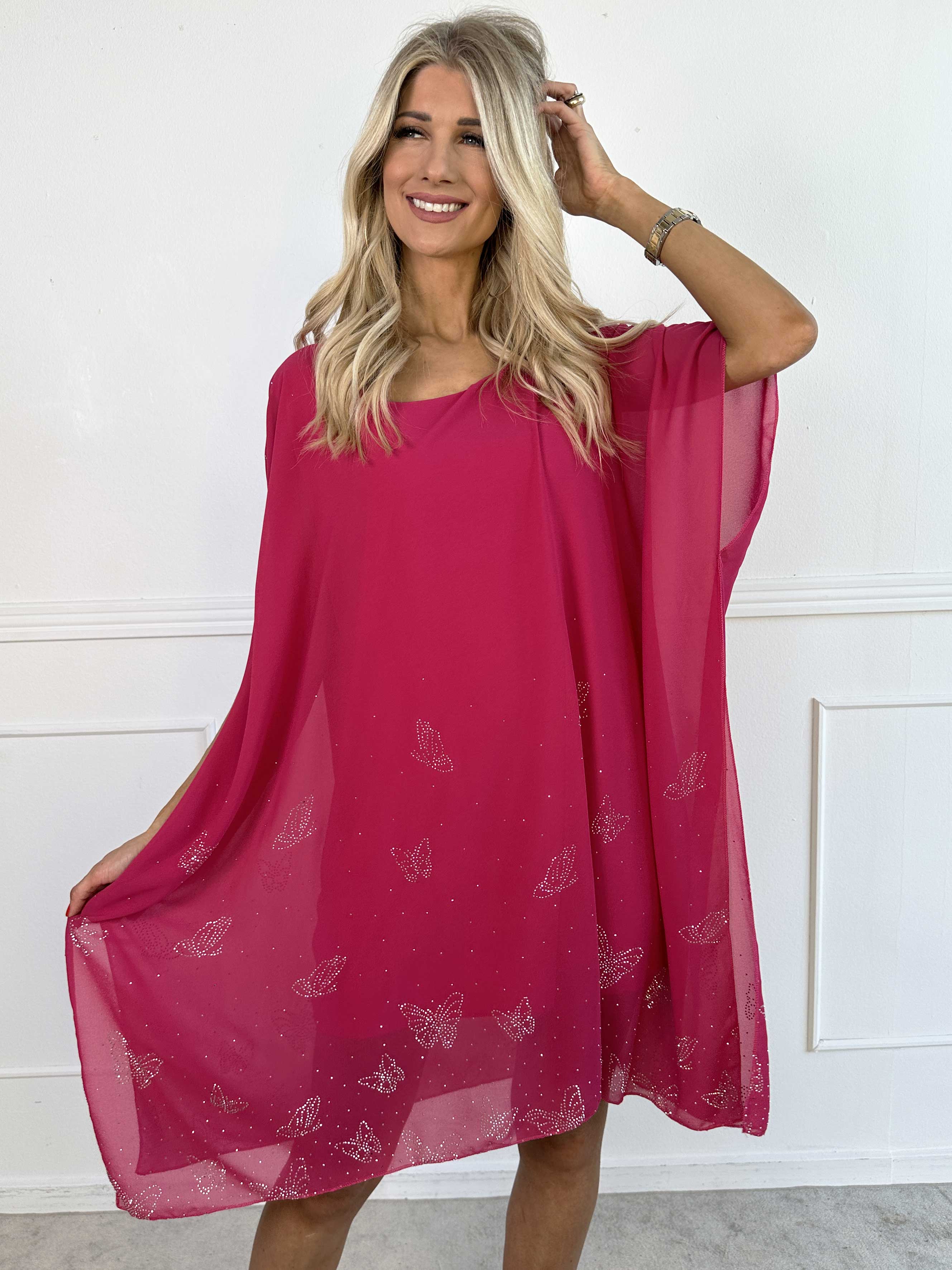 Mirabella Crystal - Tunikaklänning med chiffonglager med fuskpälskant och underkjol i viskos
