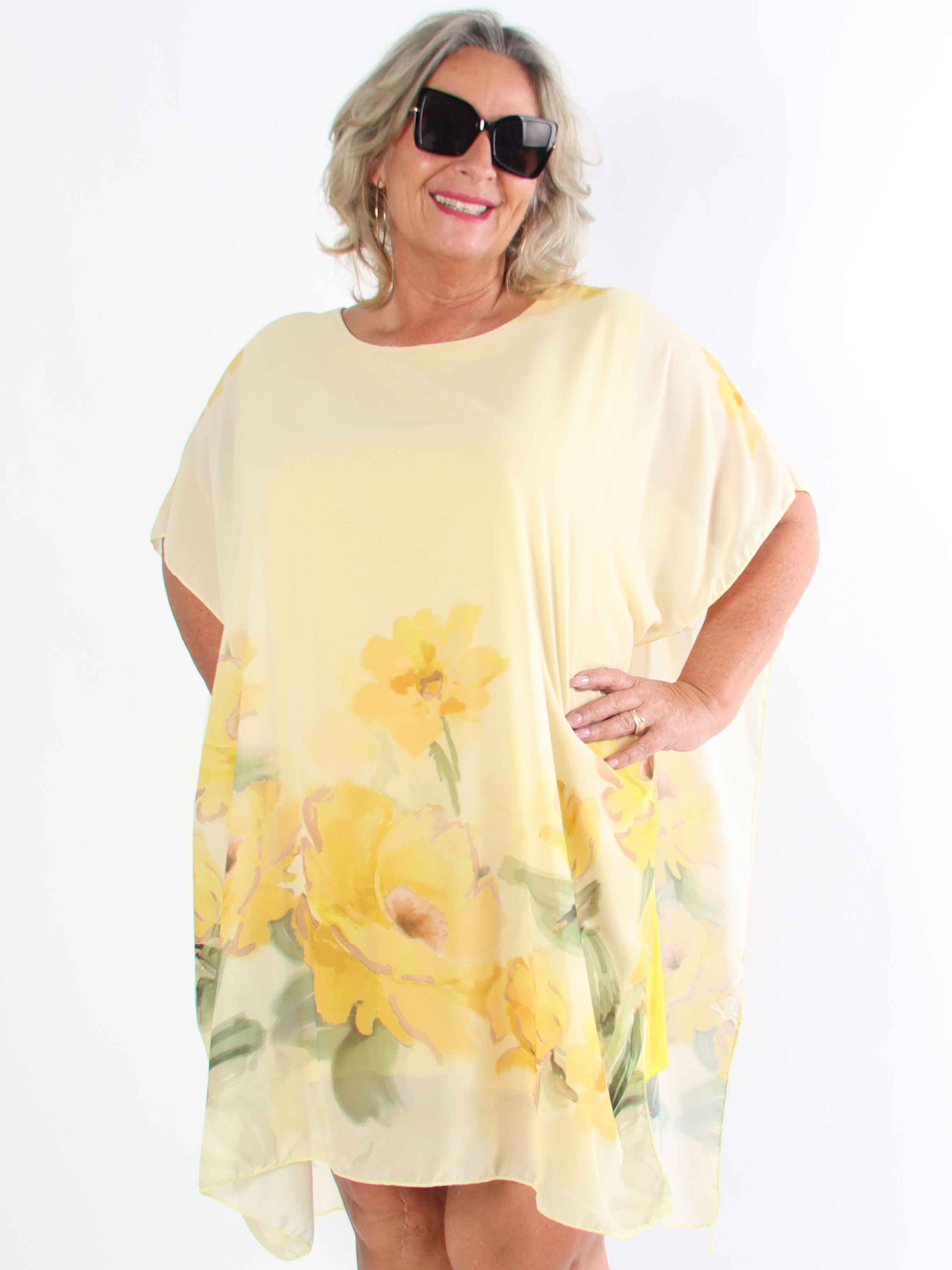 Mirabella - Tunikaklänning i plus size med chiffonglager och underkjol i viskos
