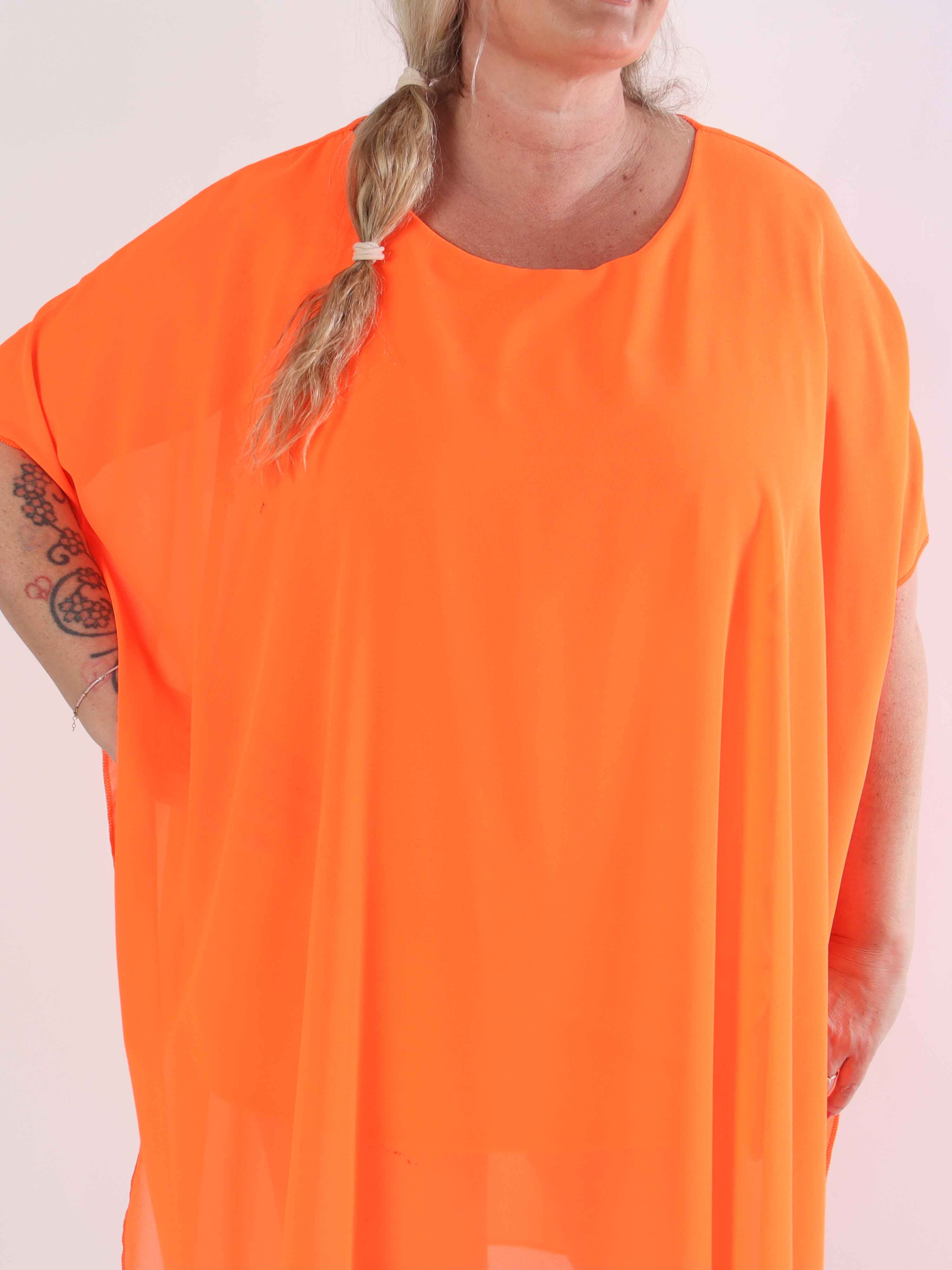 Mirabella Plain - Tunikaklänning i plus size med chiffonglager och underkjol i viskos