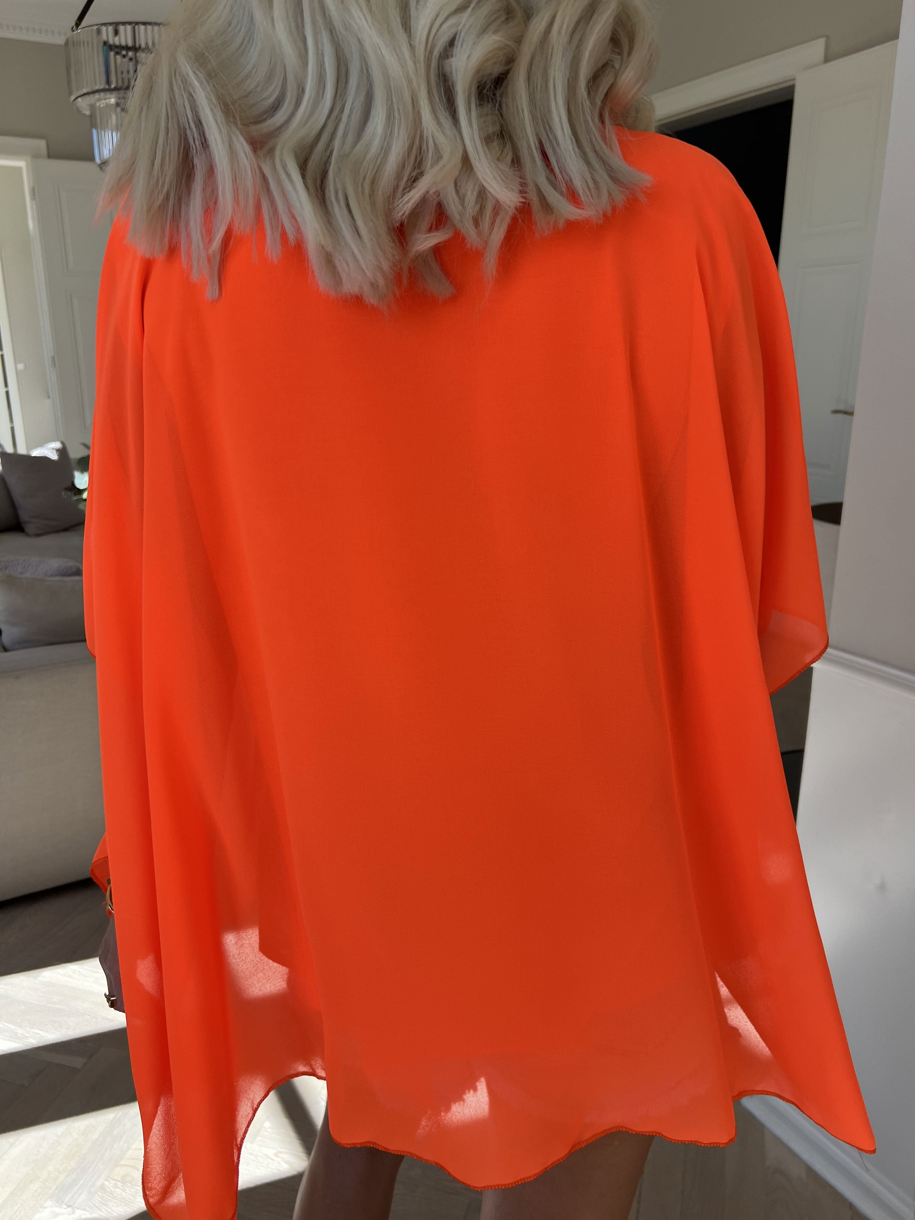 Mirabella Plain Shirt - Söt tunika med löst chiffonglager
