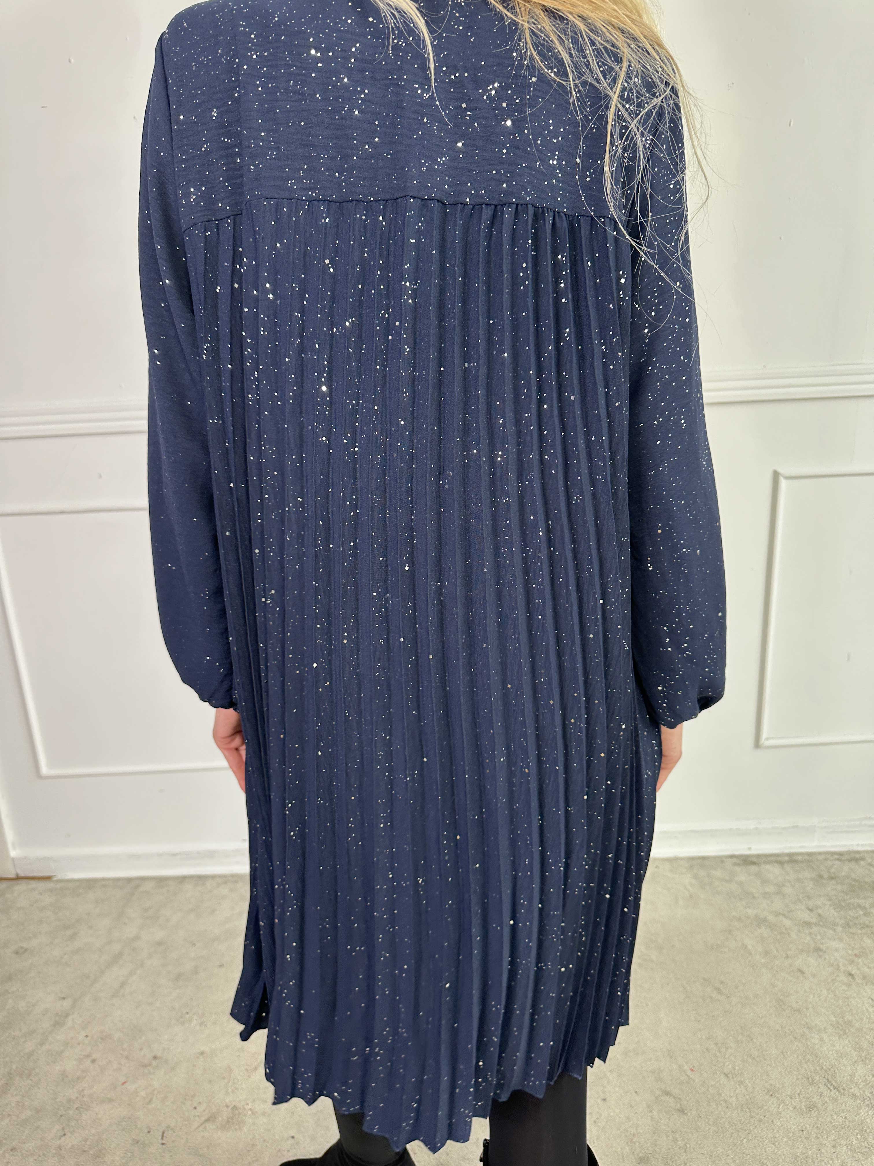 Nancy Glitter Short L/S - Plisserad klänning med fickor och glitter