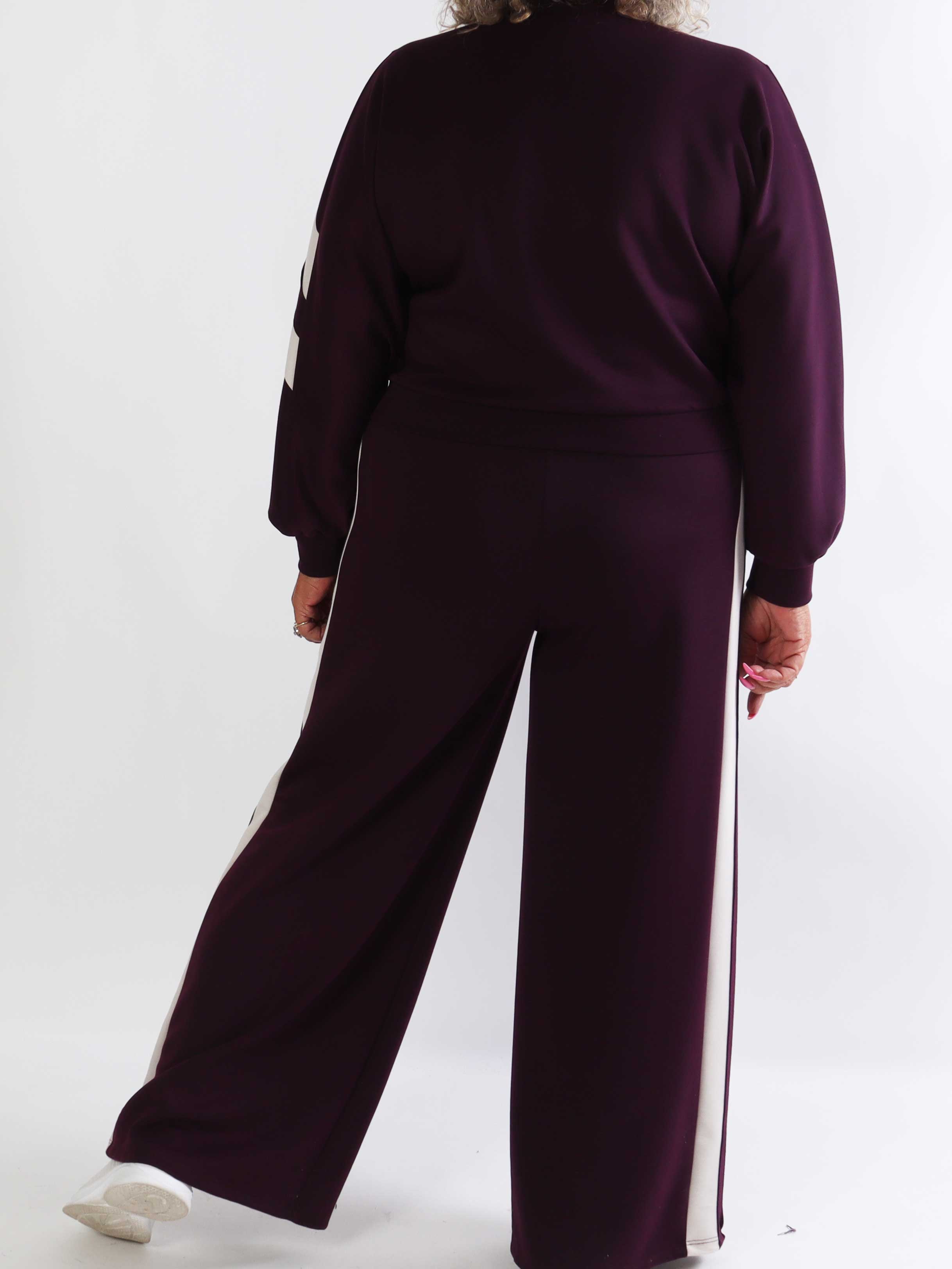 Ninette - Sporty og komfortabelt plus size joggingsæt i en blød viskoseblanding