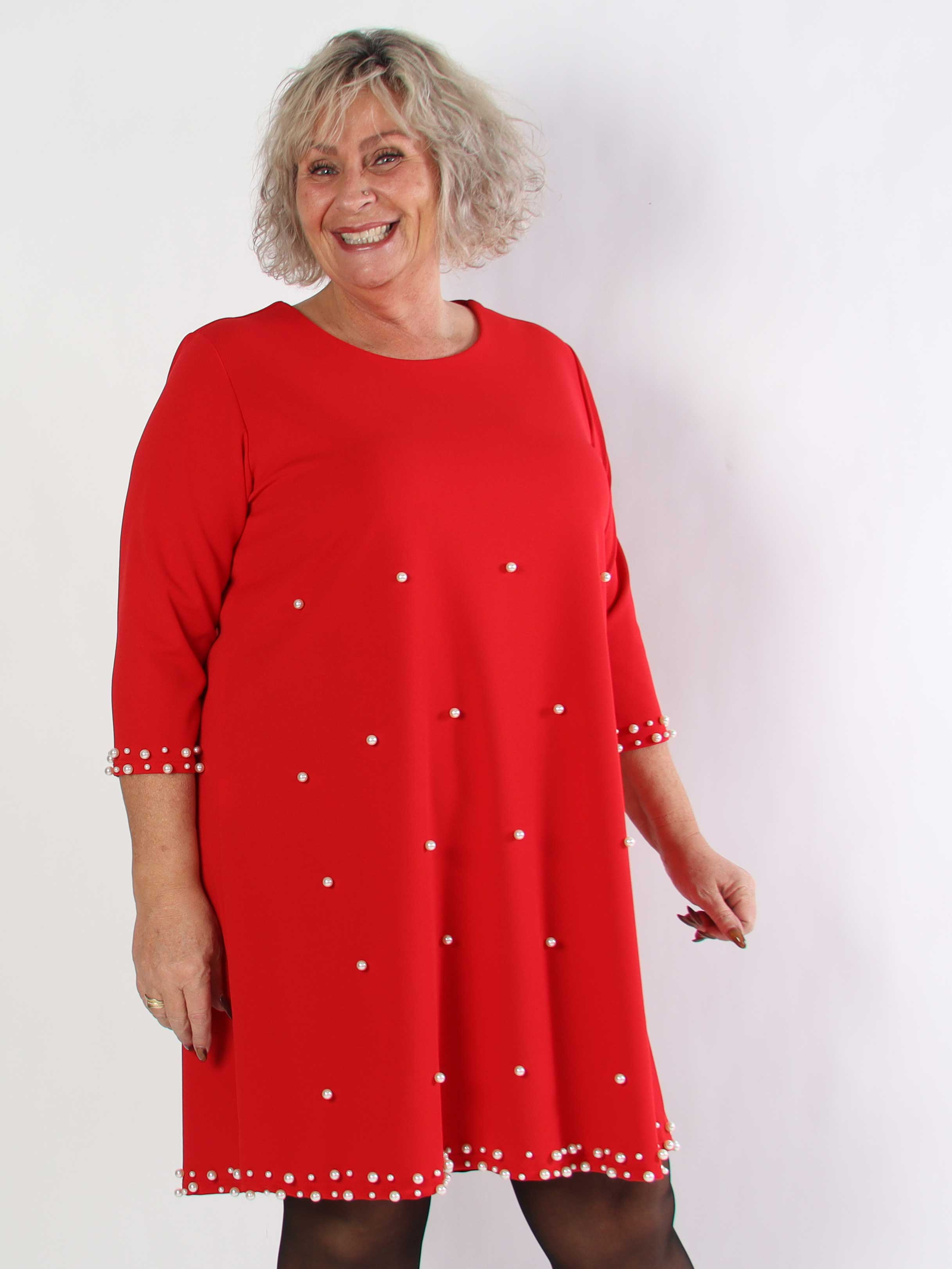 Obi - Klassisk plus size klänning med fina pärlor