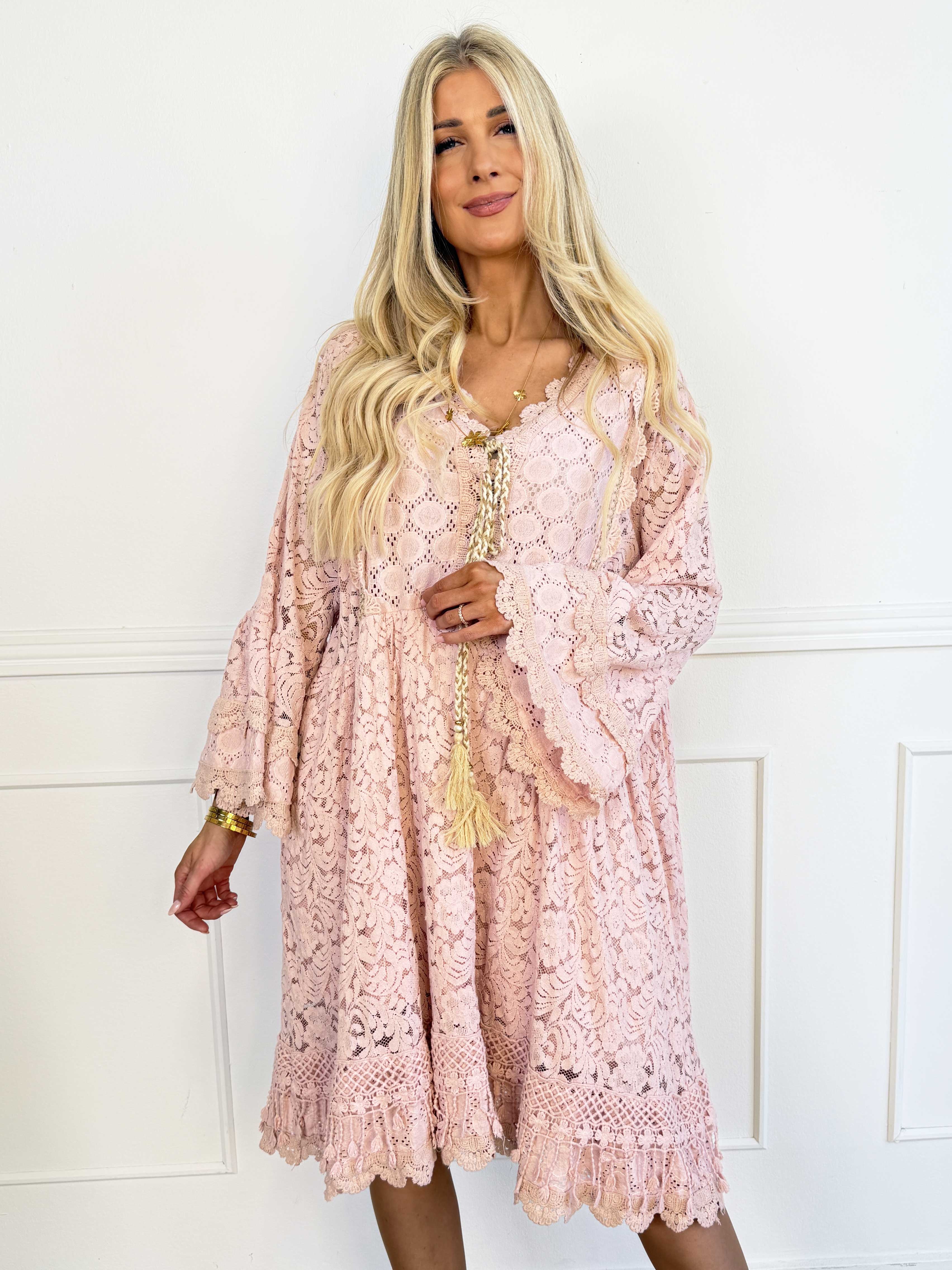 Odessa - Feminin blonde tunikakjole i en bomuldsblanding