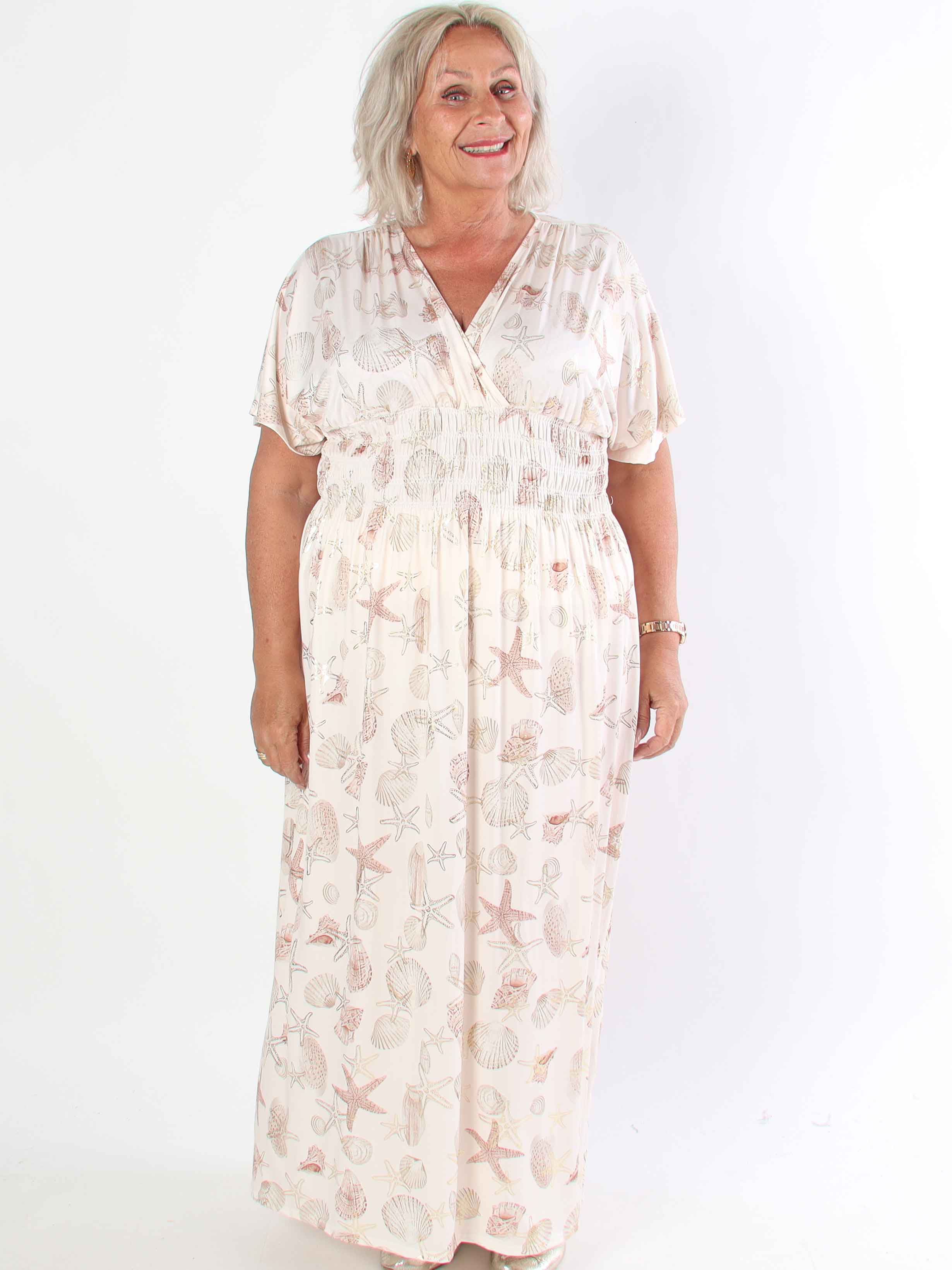 Pams Beach - Lång elastisk plus size klänning med musslor
