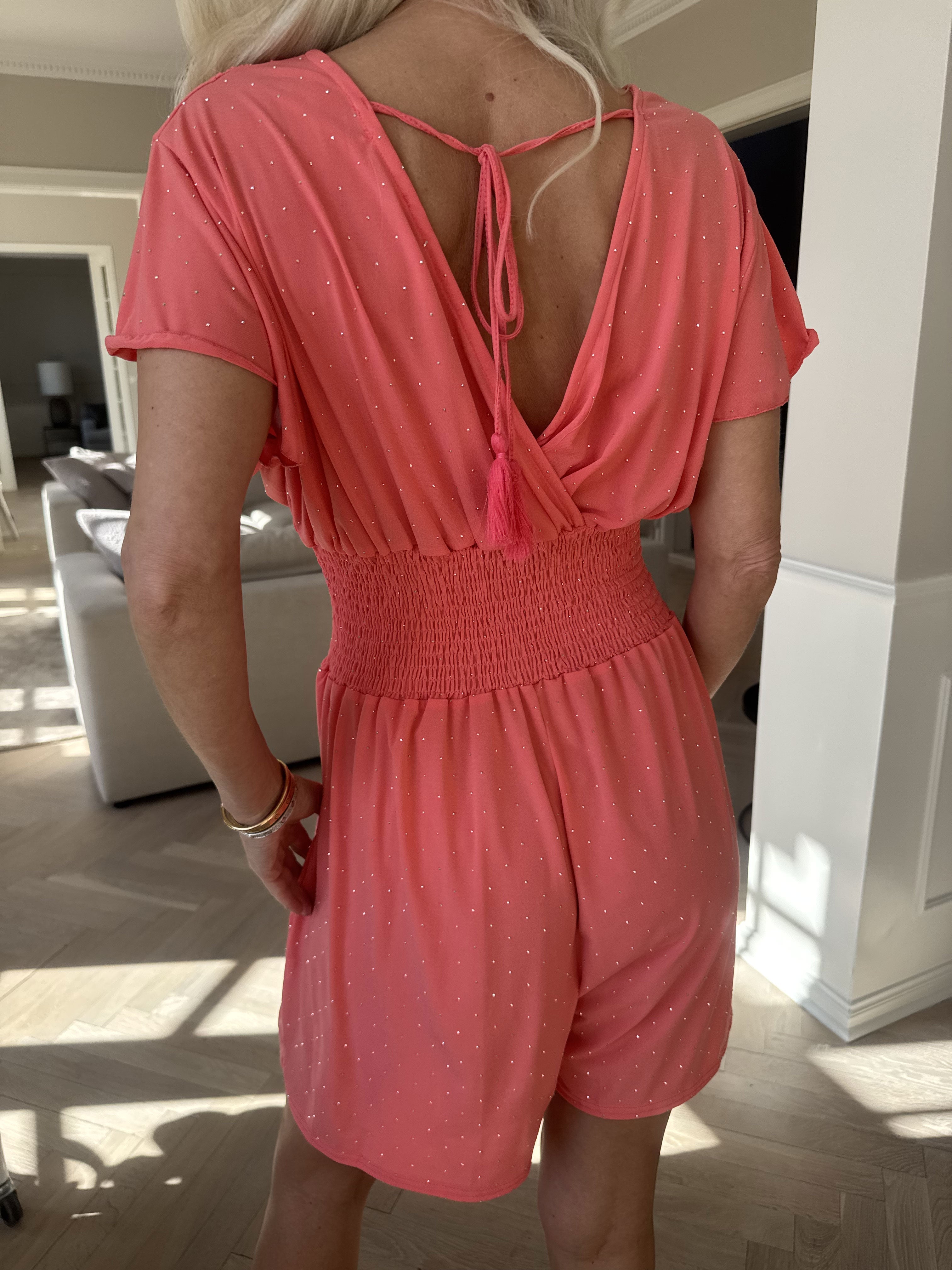 Pams Crystal Playsuit - Elastisk jumpsuit med gjutform