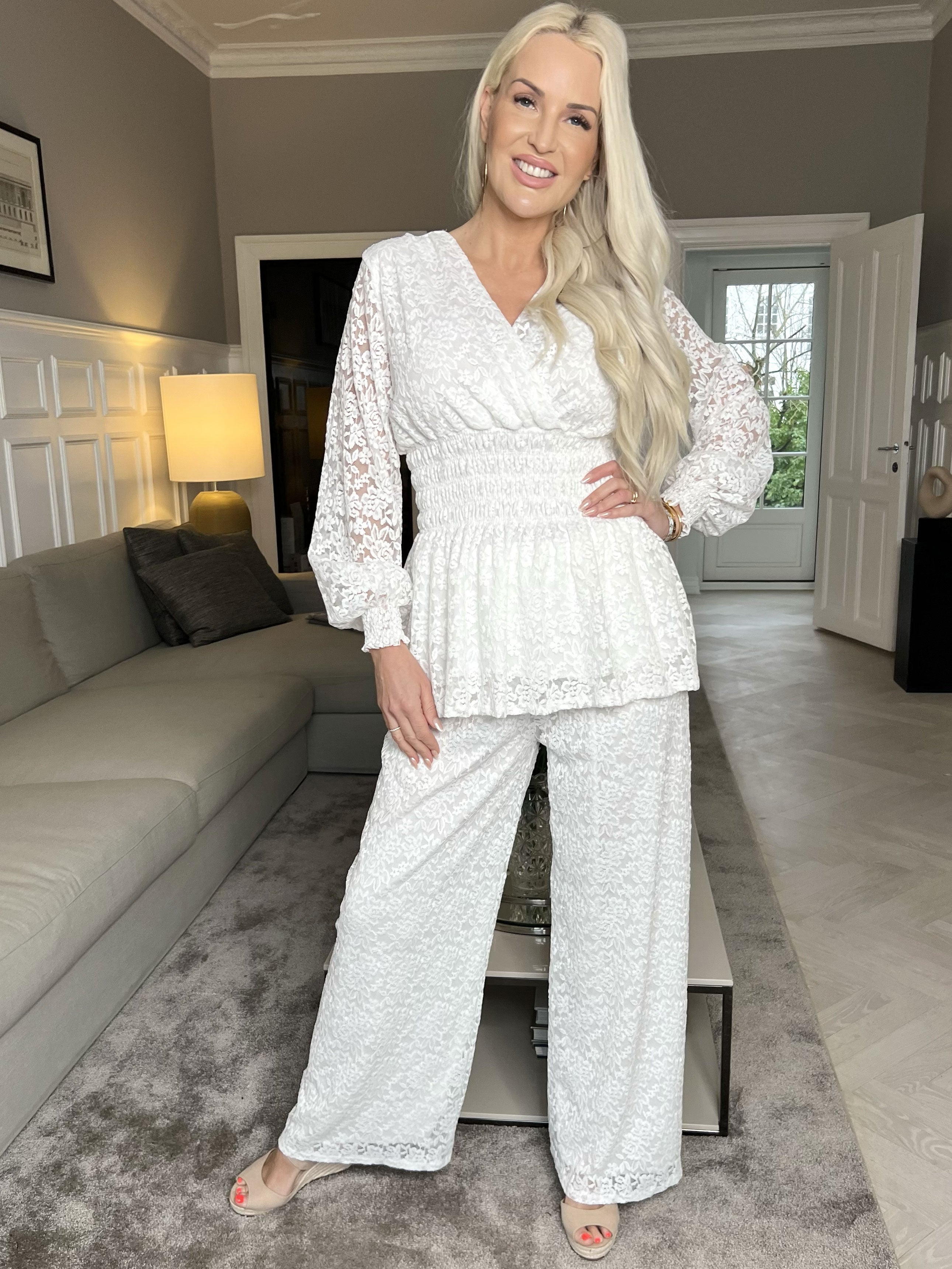 Pams Lace Pants - Lösa spetsbyxor med resår