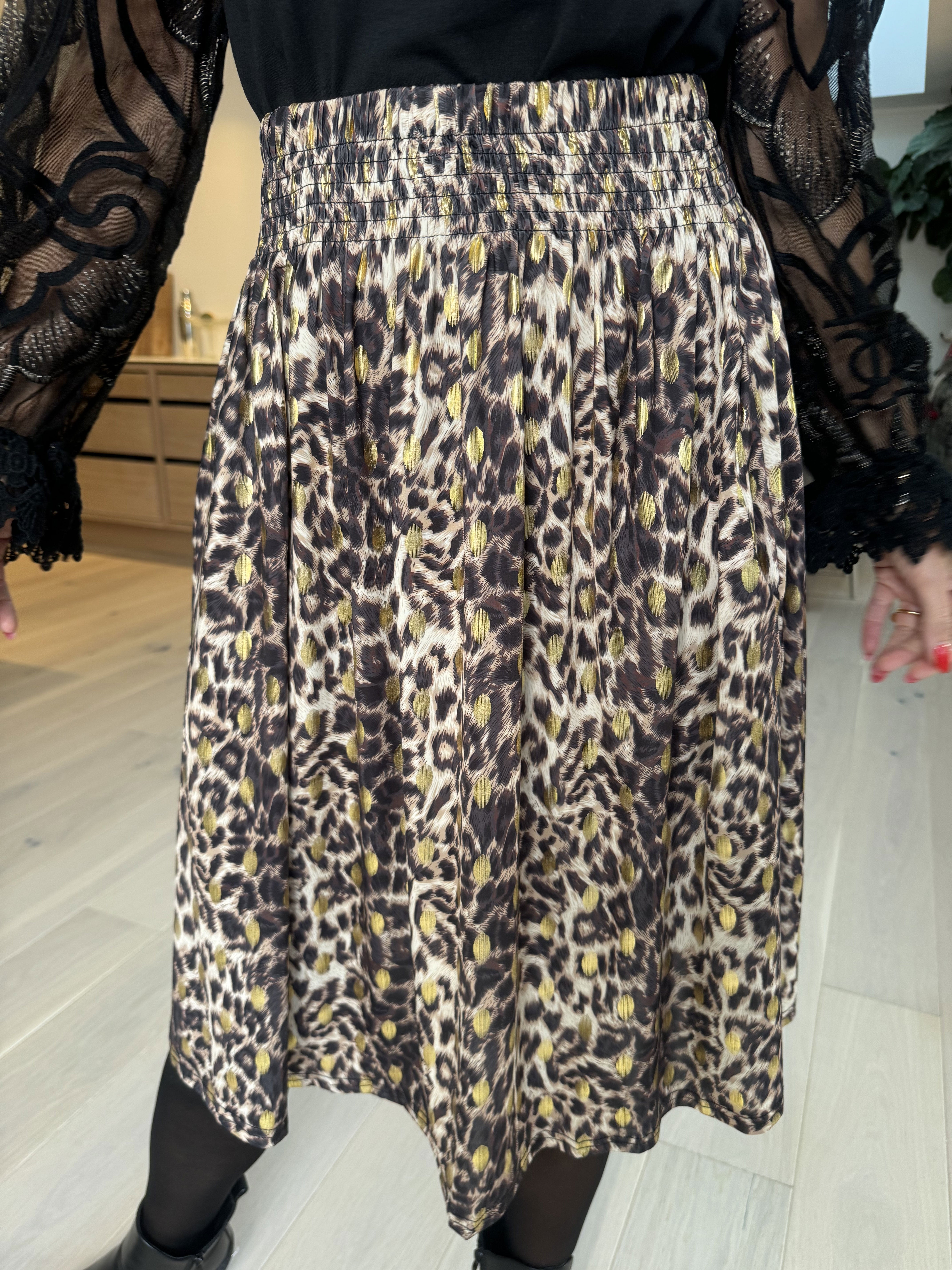 Pams Leo Kjol - Kjol i stretchigt tyg med leopardmönster