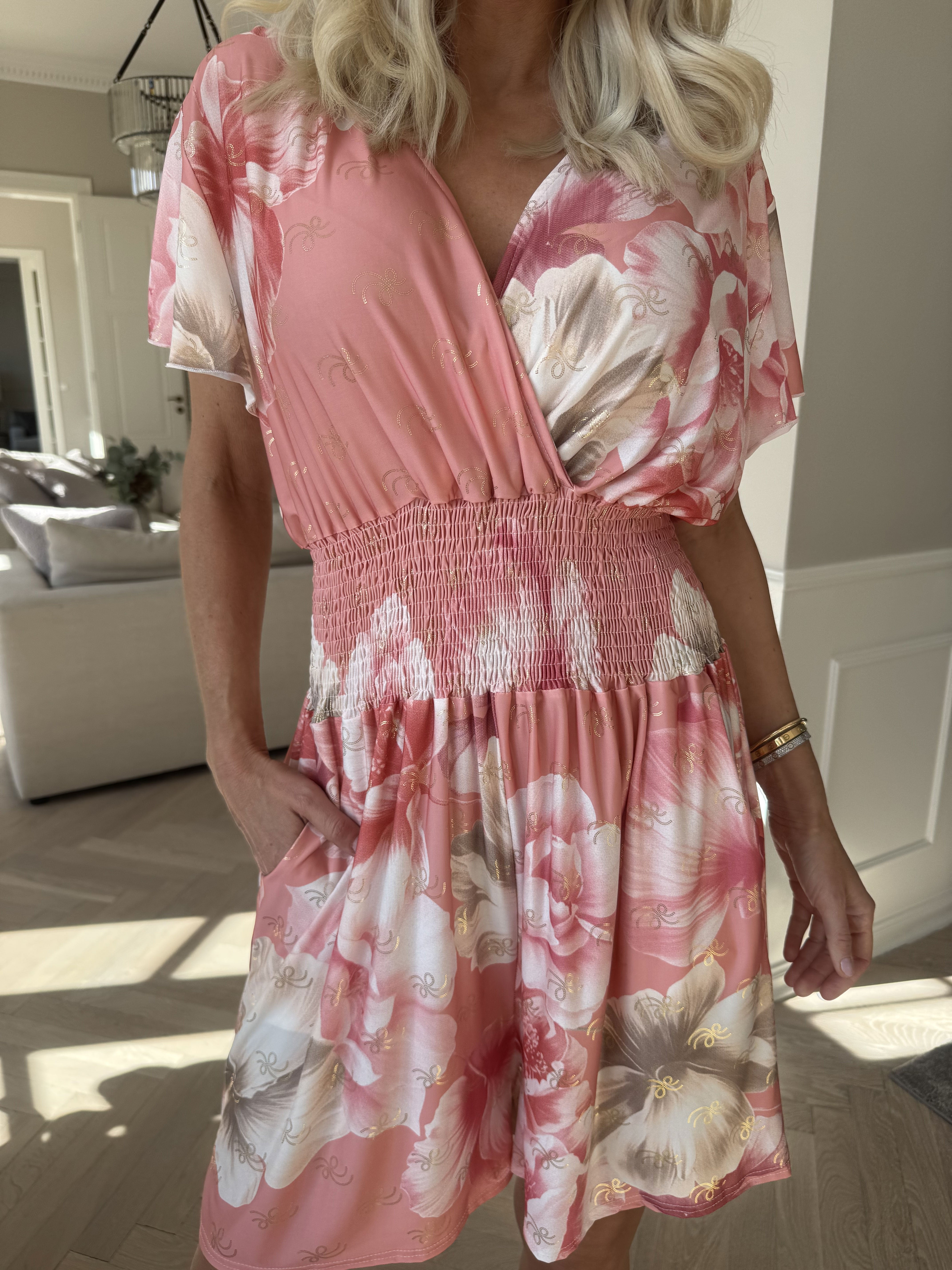 Pams Peony Playsuit - Jumpsuit med resår och blommigt tryck