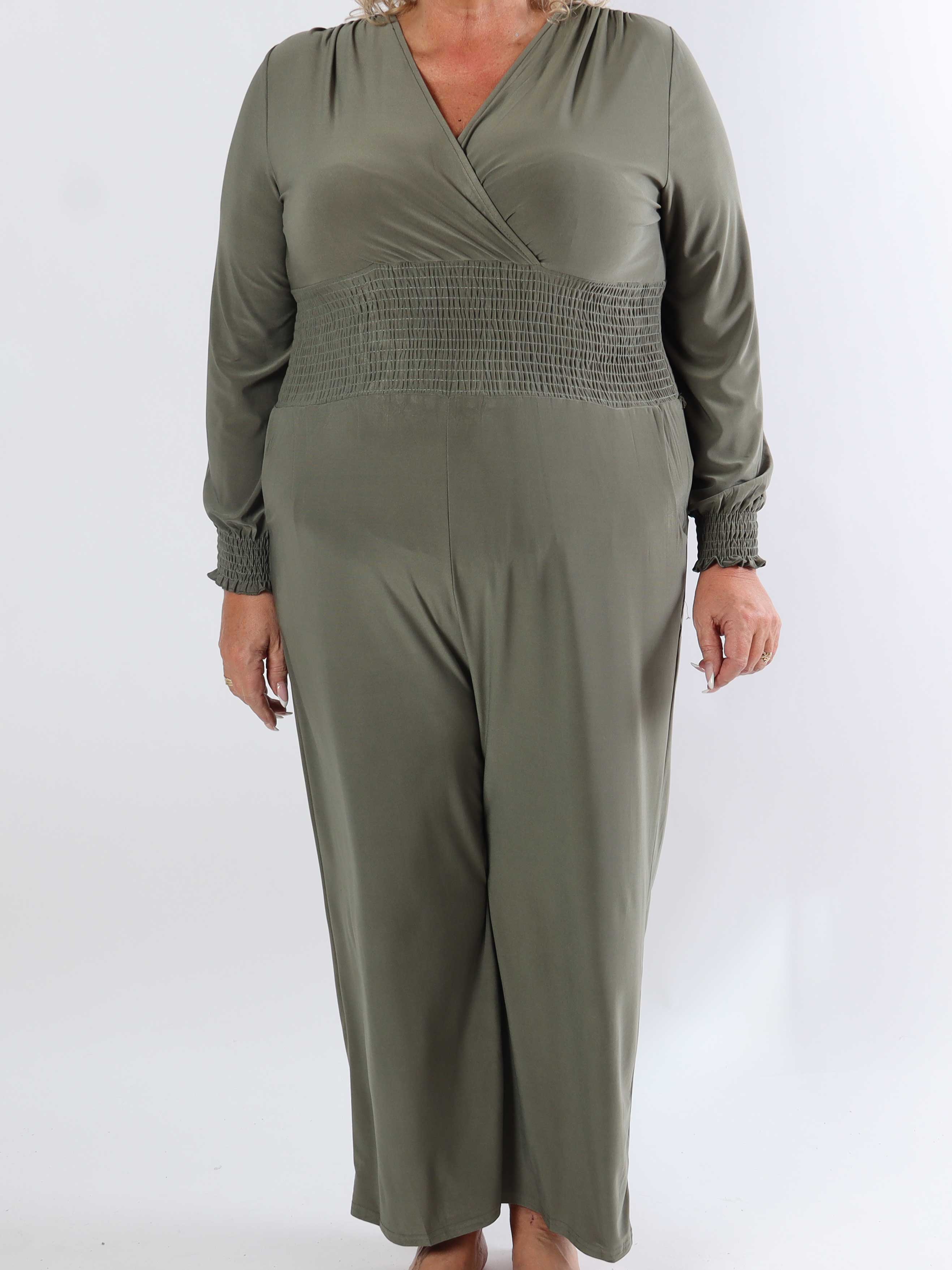 Pams Plain Jumpsuit L/S - Plain elastisk jumpsuit i storlekar