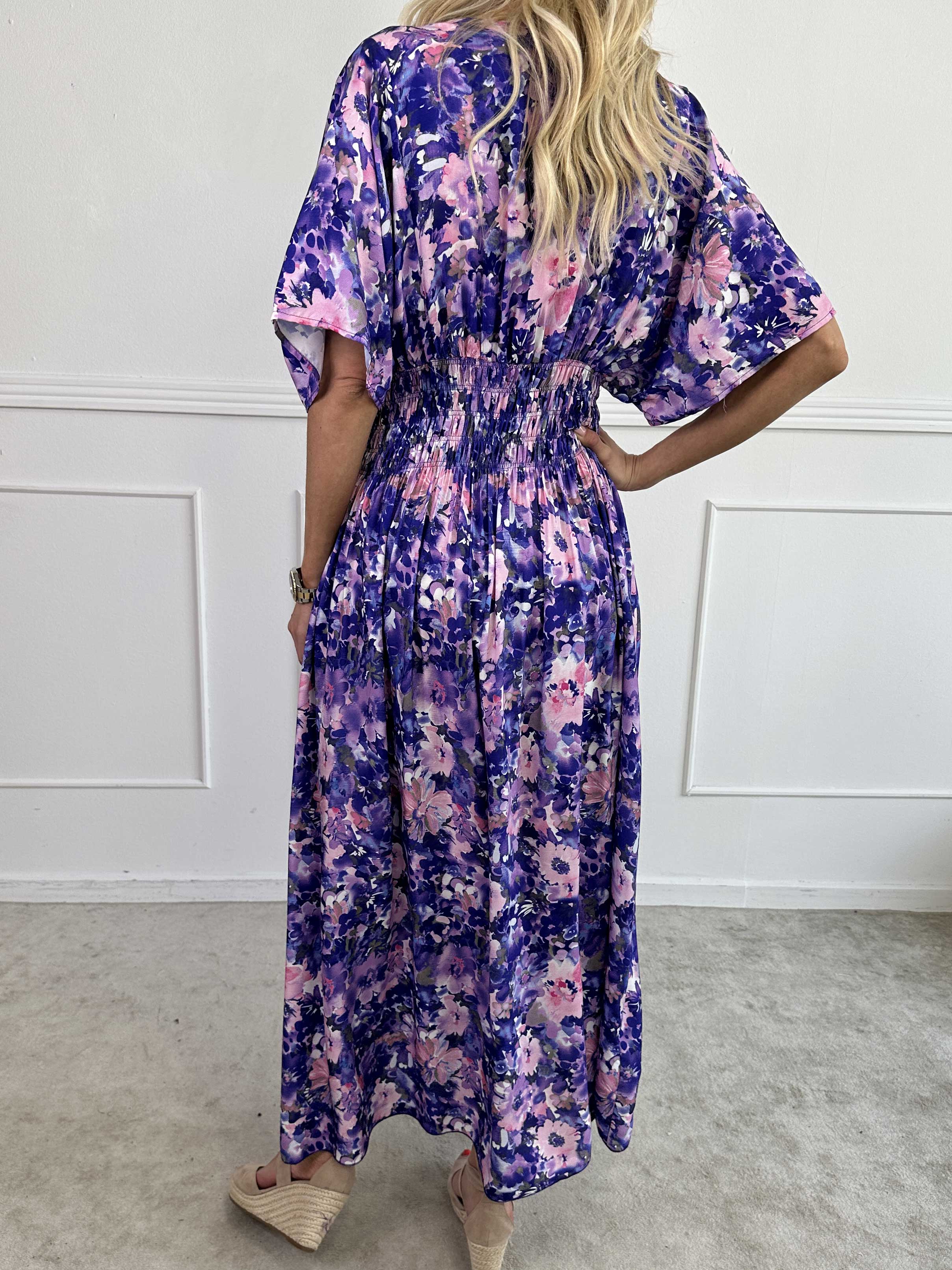 Pams Flower Viscose - Klänning nu i viskos med blomstermönster och smock