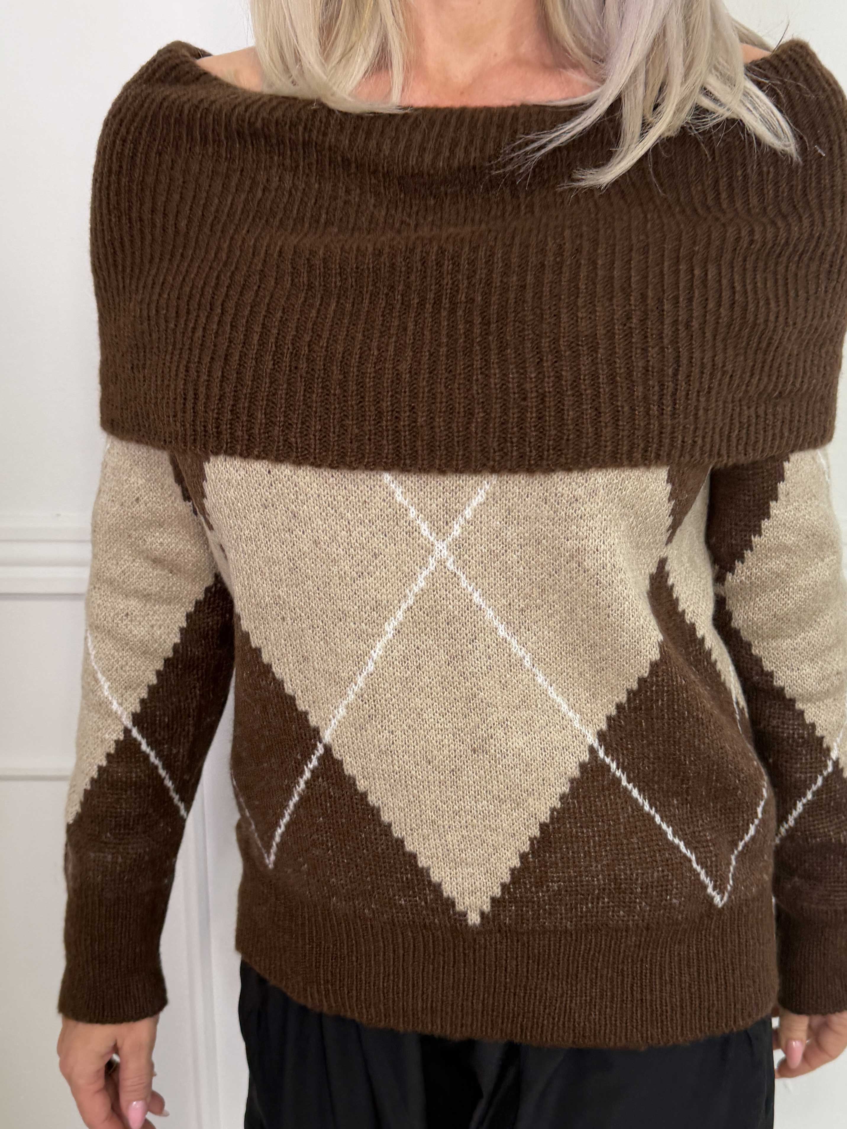 Paola - Stickad off-shoulder tröja med mönster