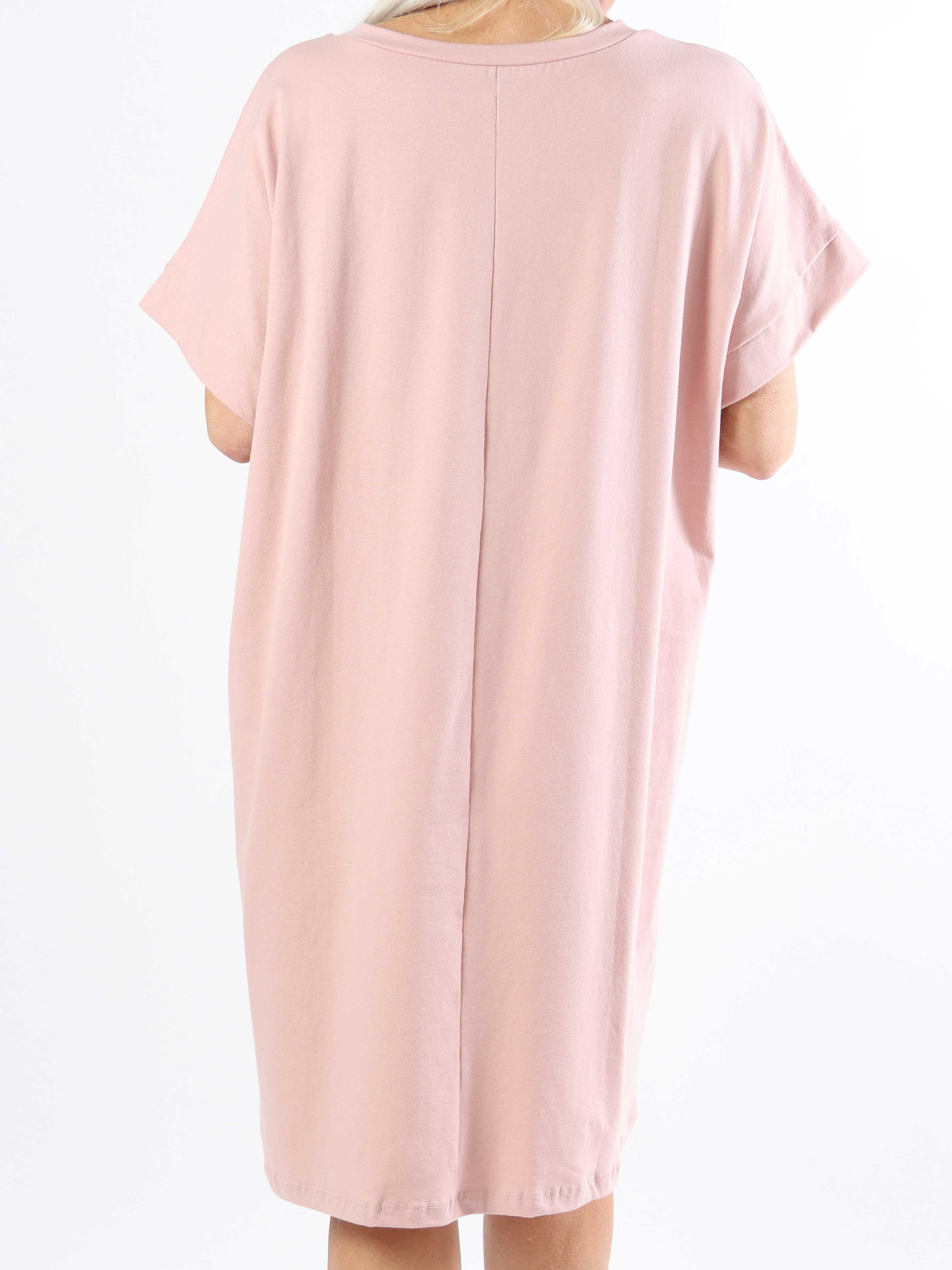 Pernille - Plus size t-shirtklänning i bomull med tryck