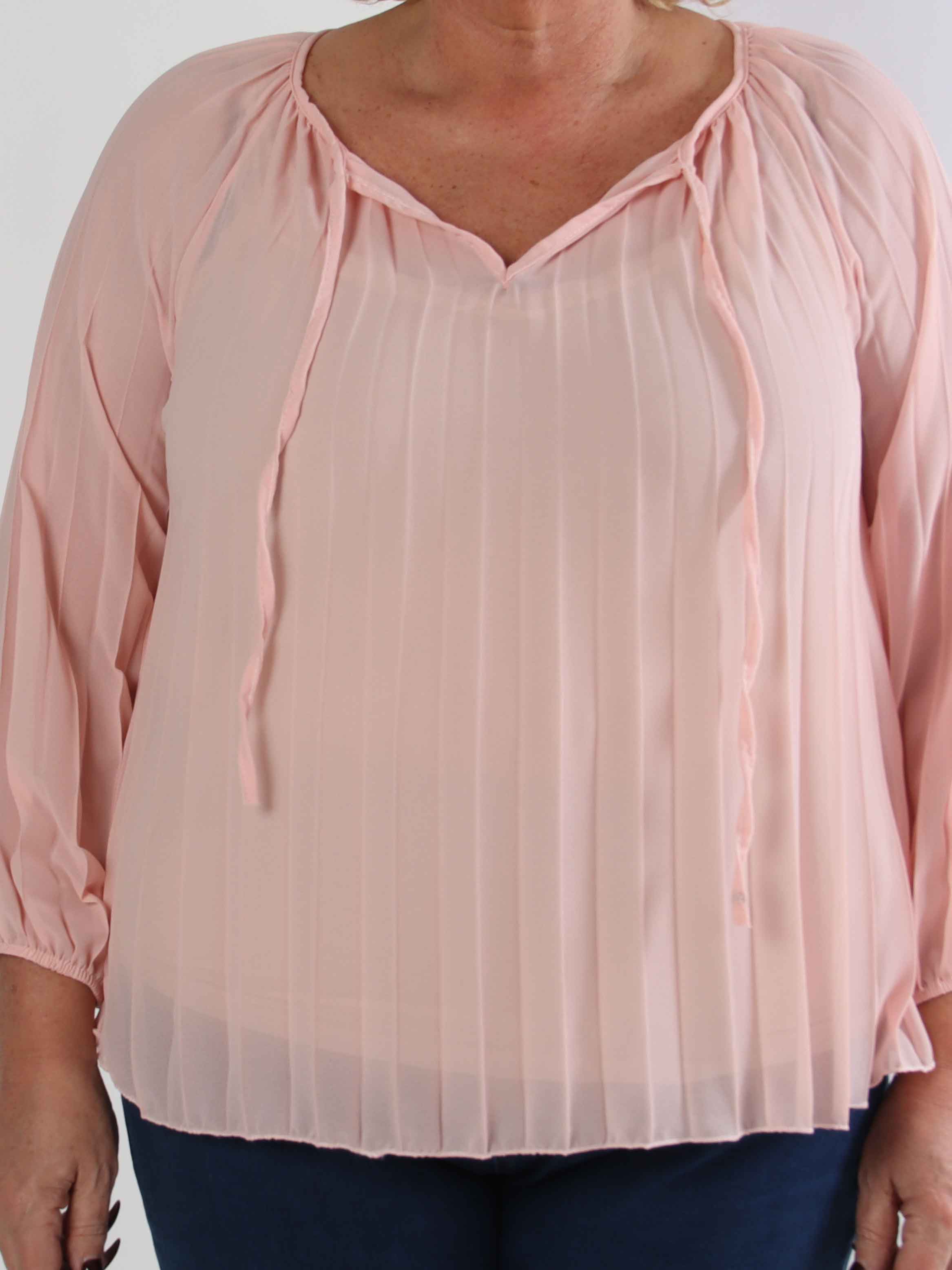 Philippa Shirt - Sød plisseret plus size tunika i semi-transparent chiffon