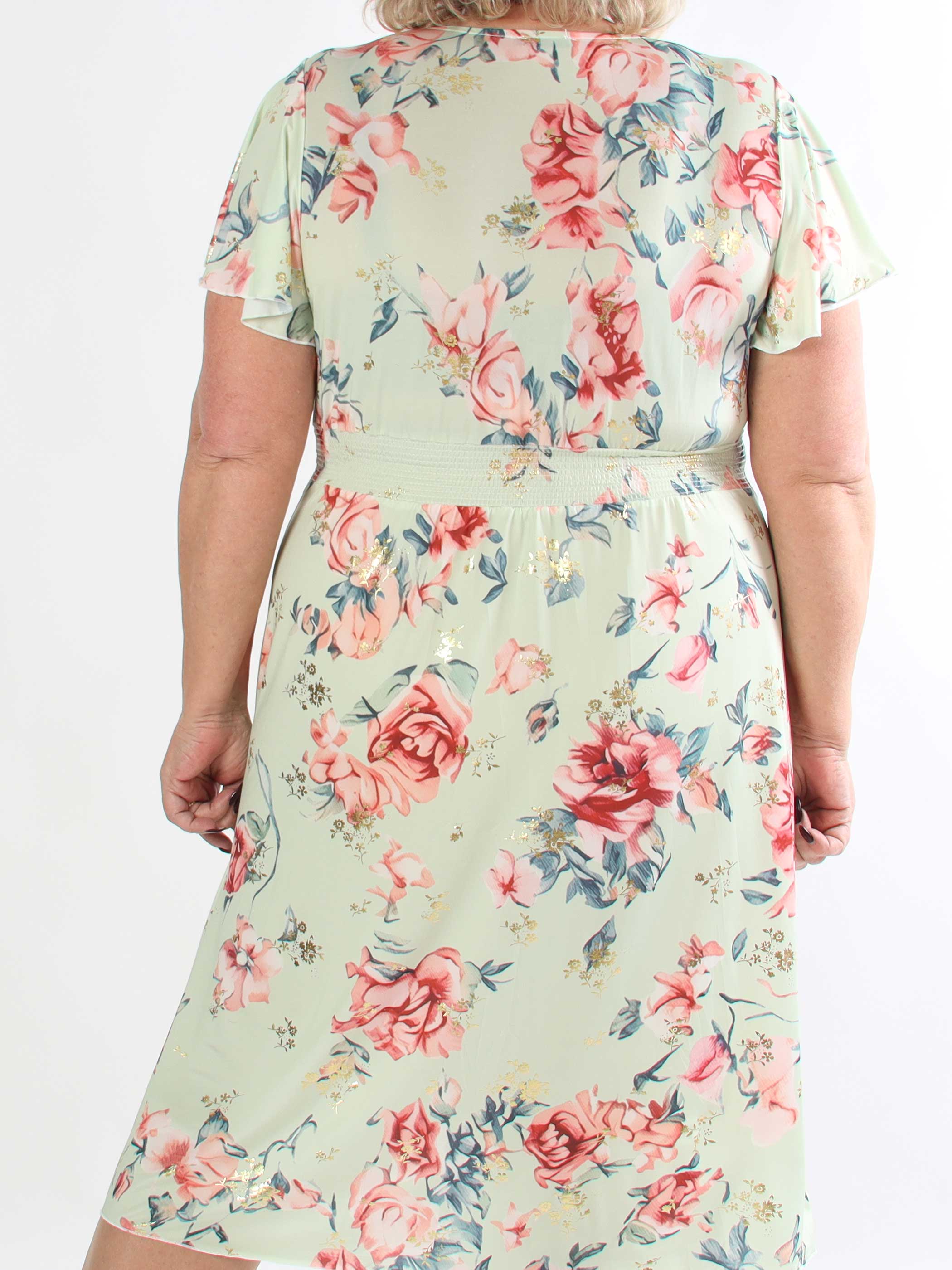 Savina Rose S/S - Blomstret elastisk plus size kjole i slå-om-look