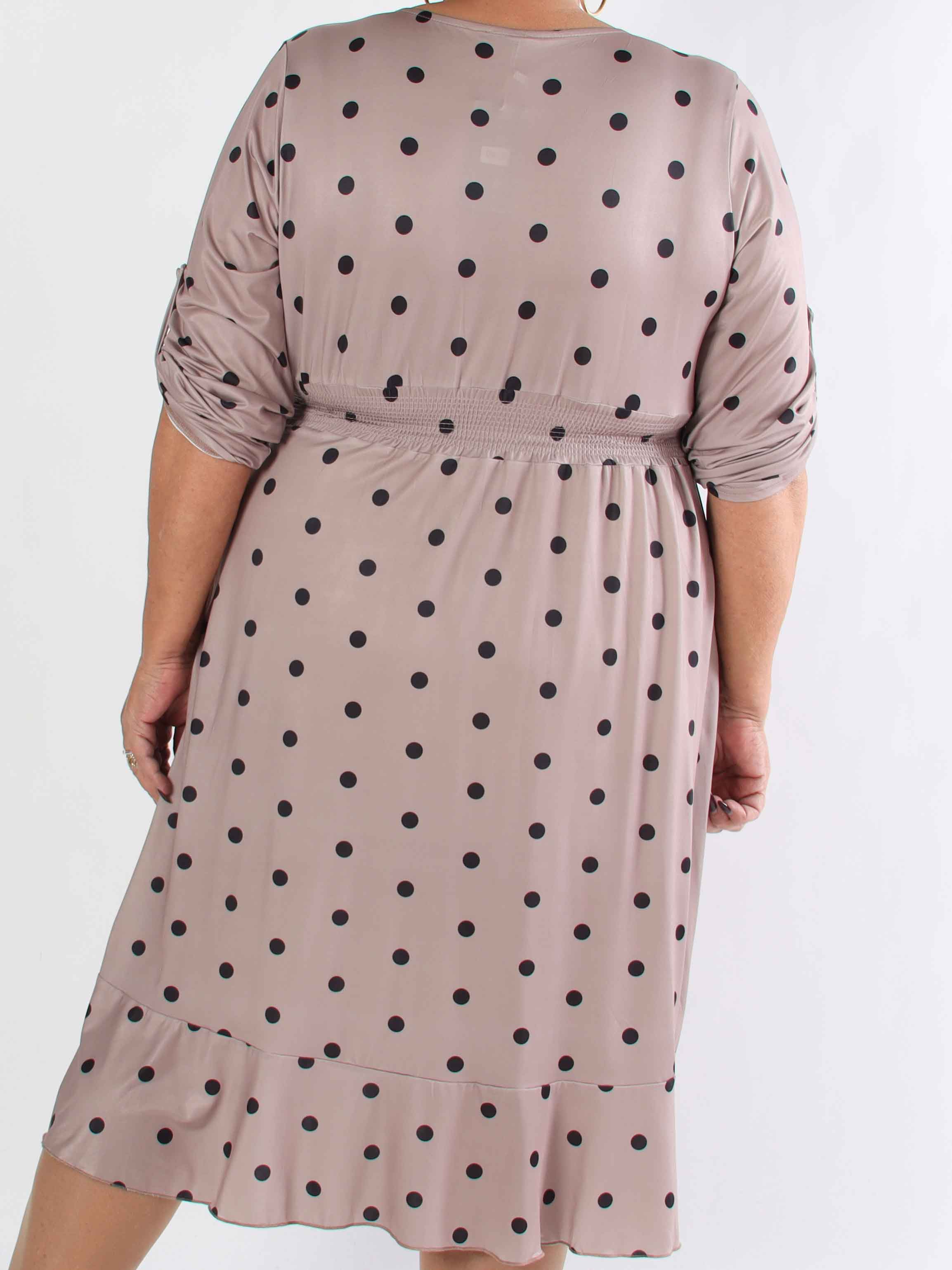 Savina Dot - Elastisk plus size klänning i omlott-look med prickar