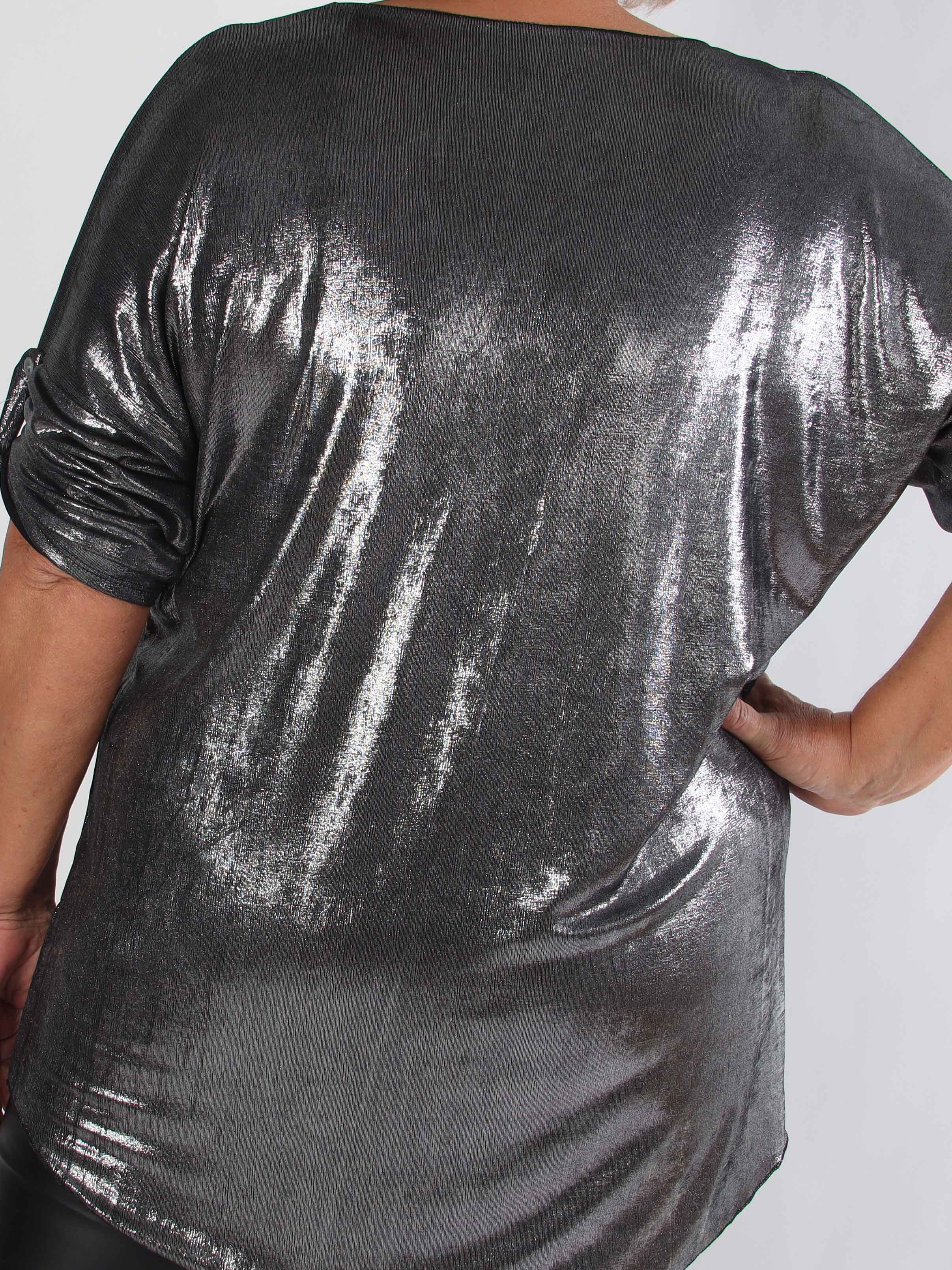 Subira - Glansig plus size tunika med v-ringning