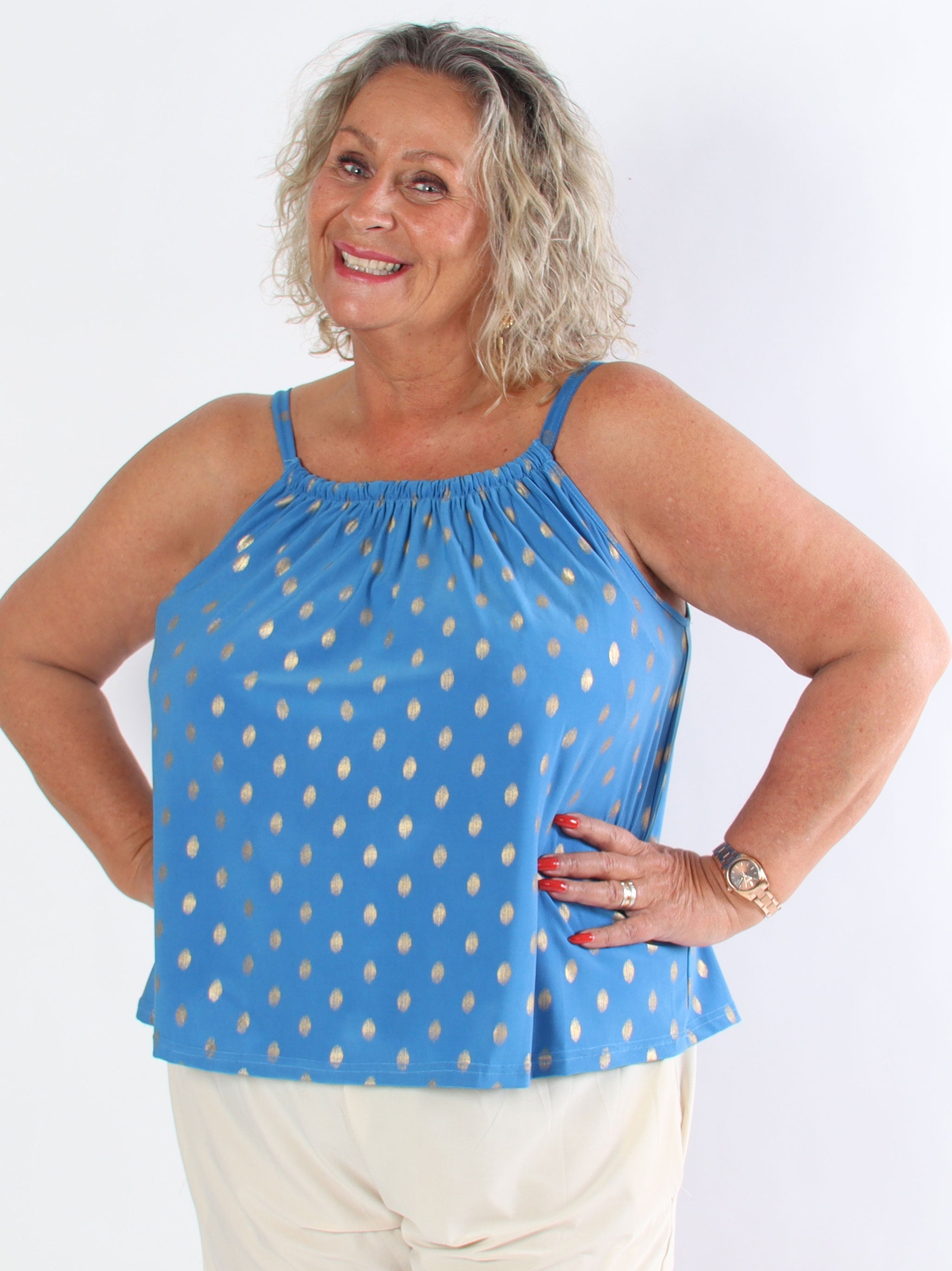 Sunlove Dot Top - Elastisk plus size-topp med band och guldprickar