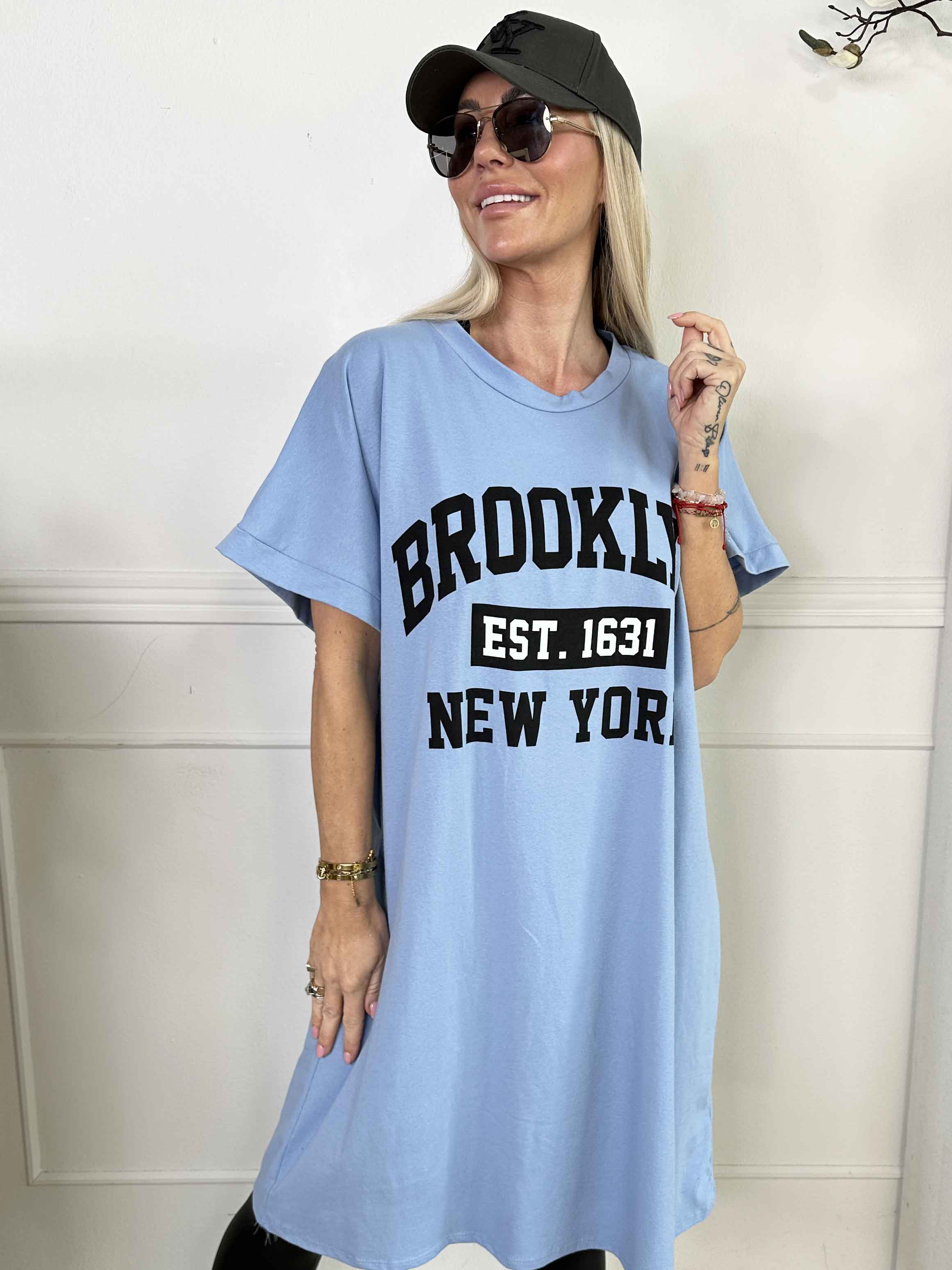 Tasmine - Brooklyn t-shirtklänning i mjuk bomull