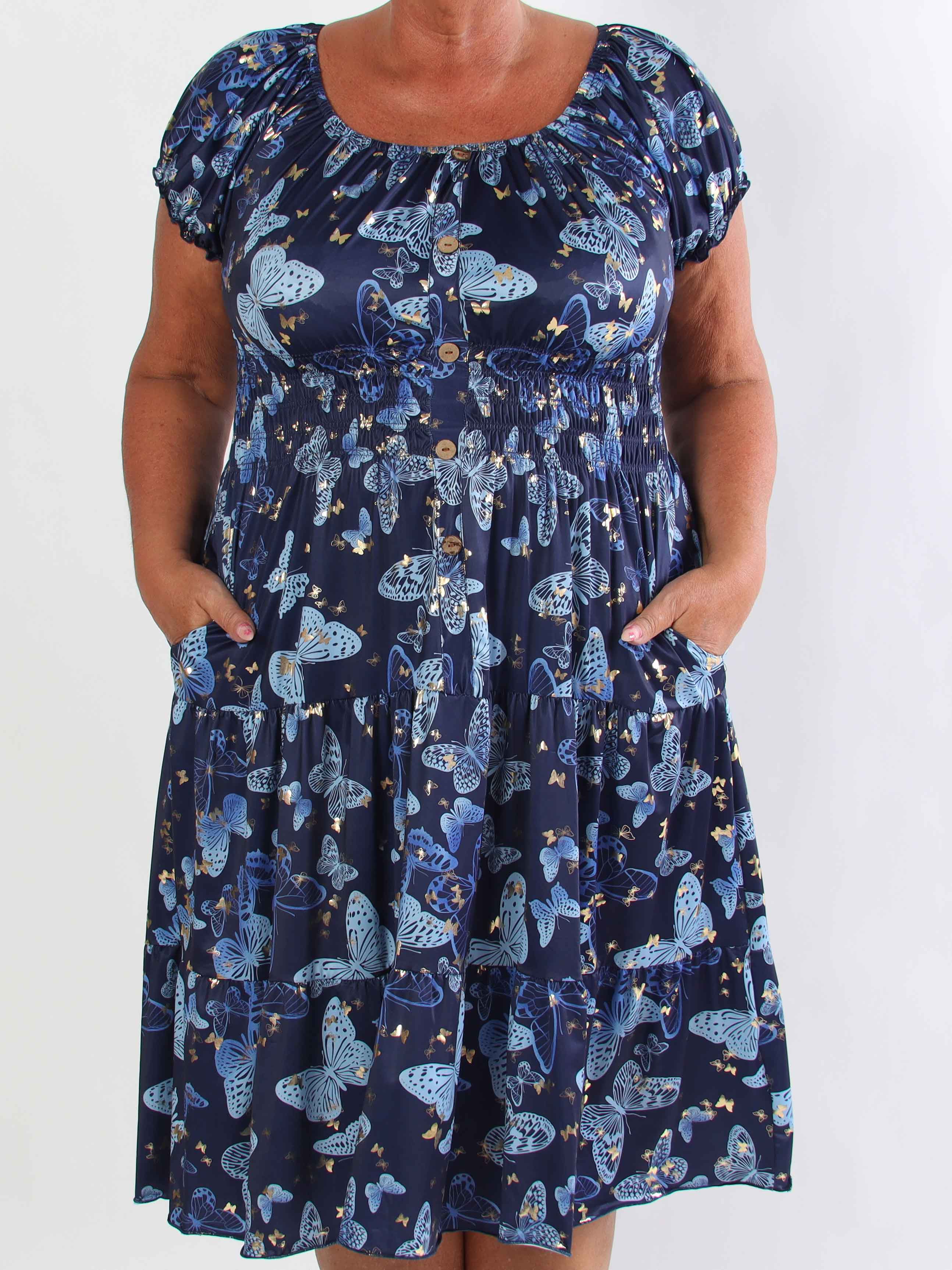 Tea Butterfly - Plus size kjole med smukt sommerfugleprint og elastisk udskæring