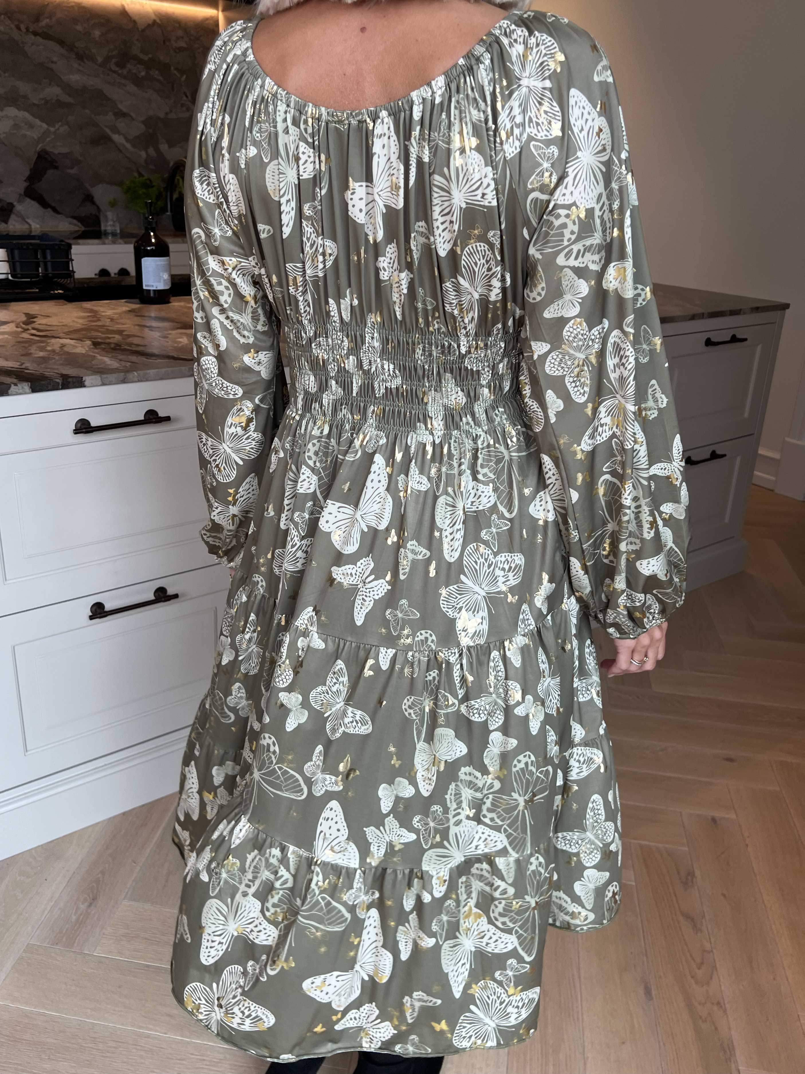 Tea Butterfly L/S - Klänning med resår i midjan och fjärilstryck