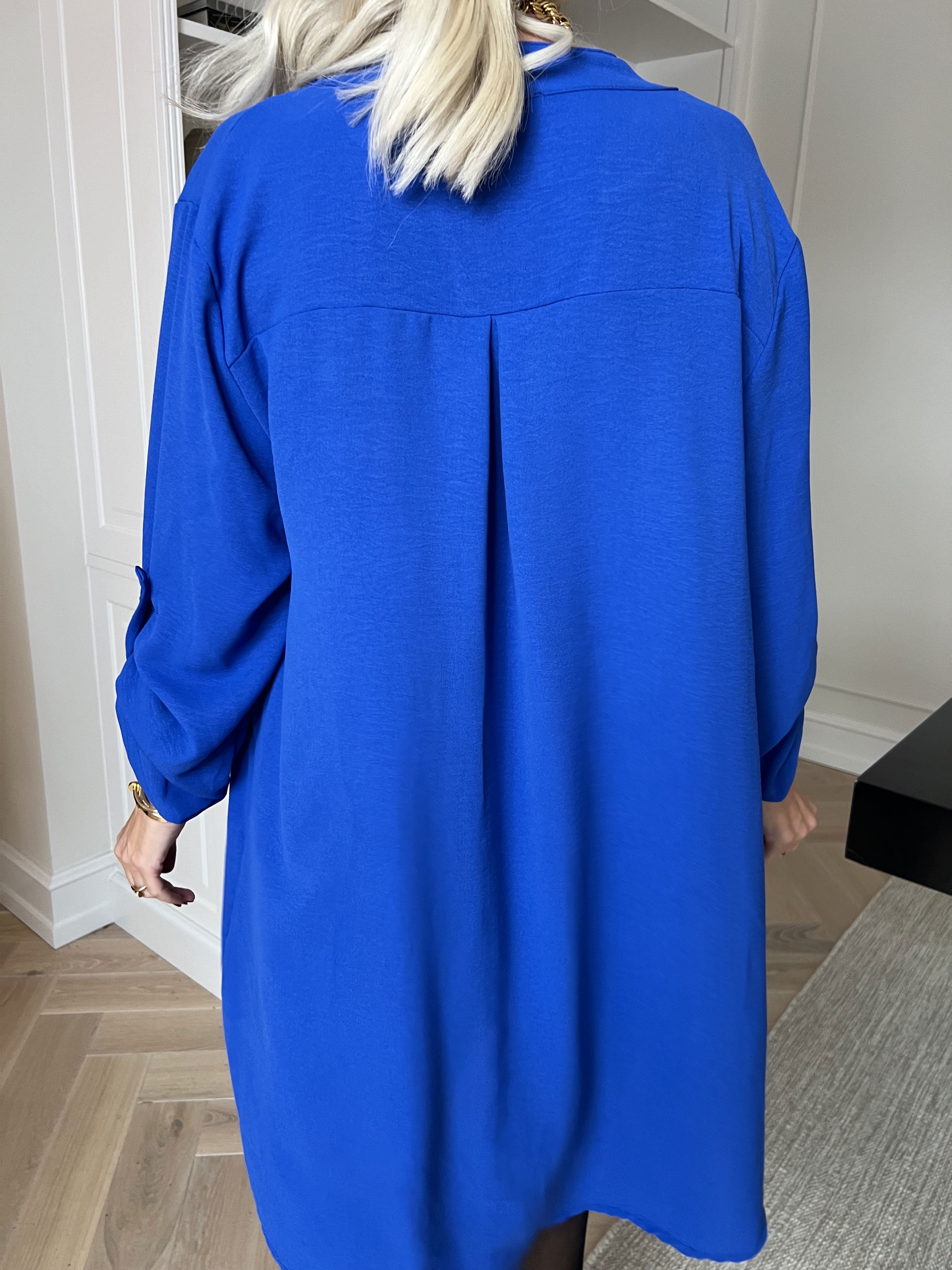 Teresa - Tunika med uppvikta ärmar