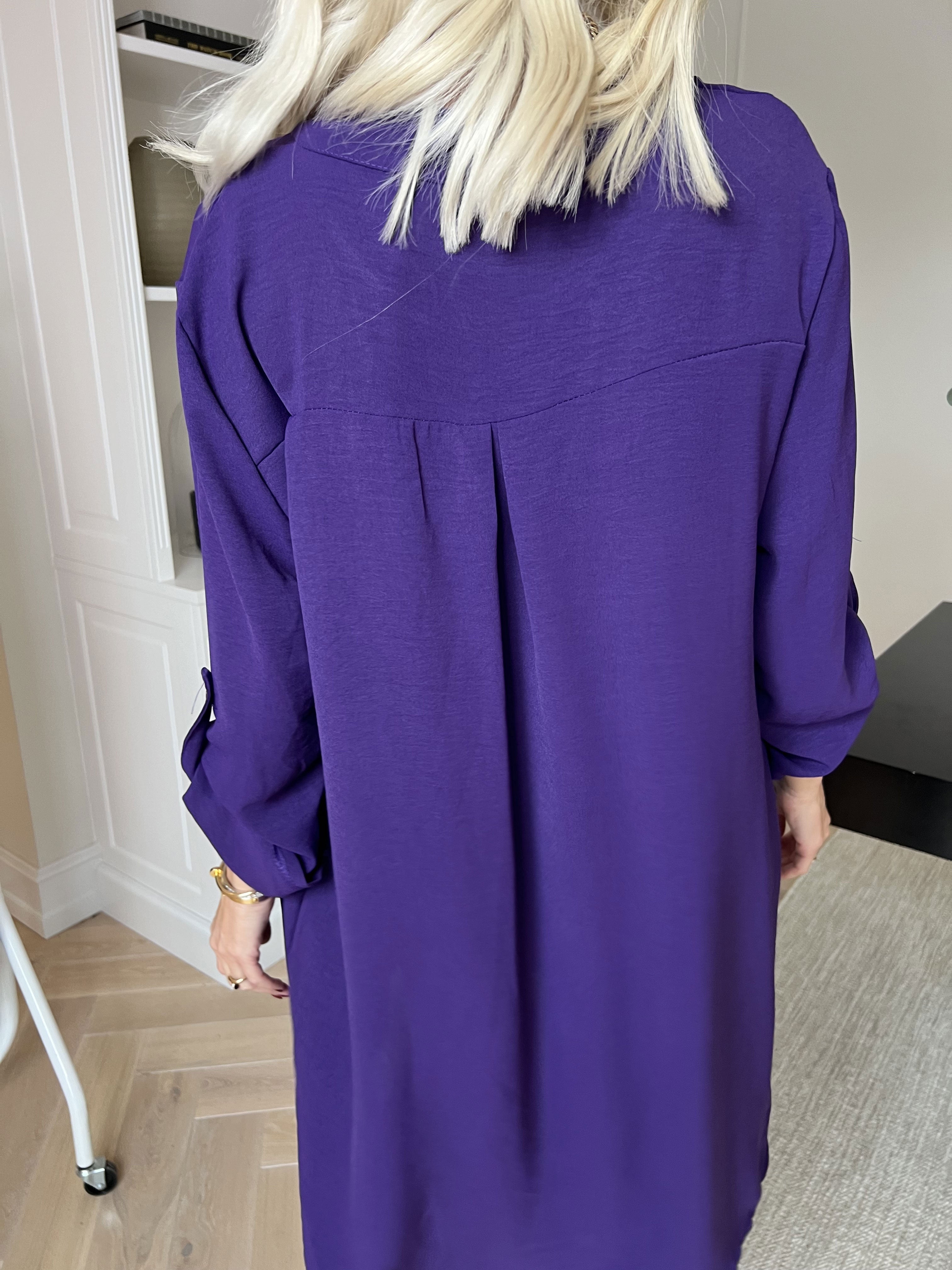 Teresa - Tunika med uppvikta ärmar