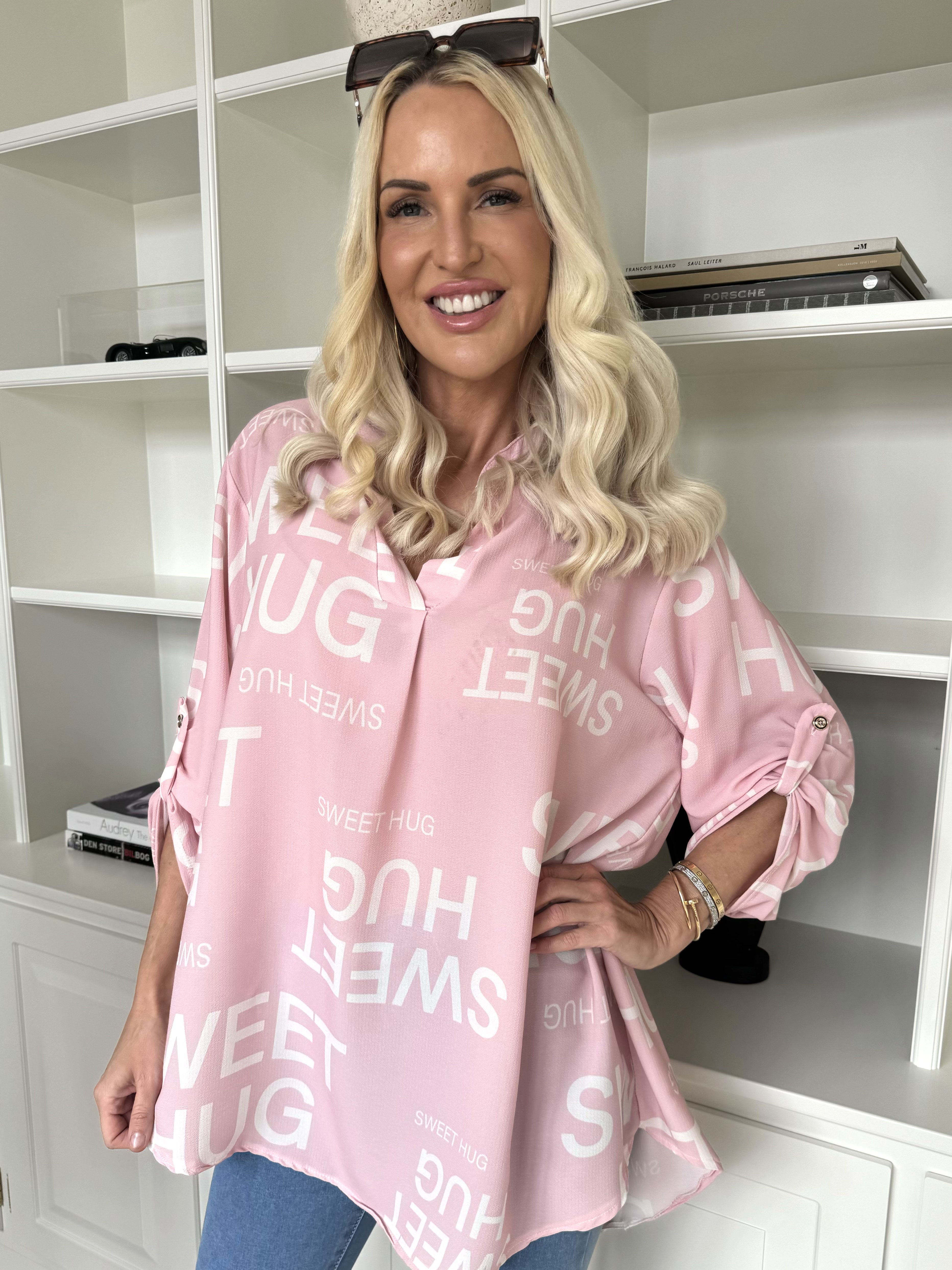 Vanesa Graphic - Söt tunika i viskos med text