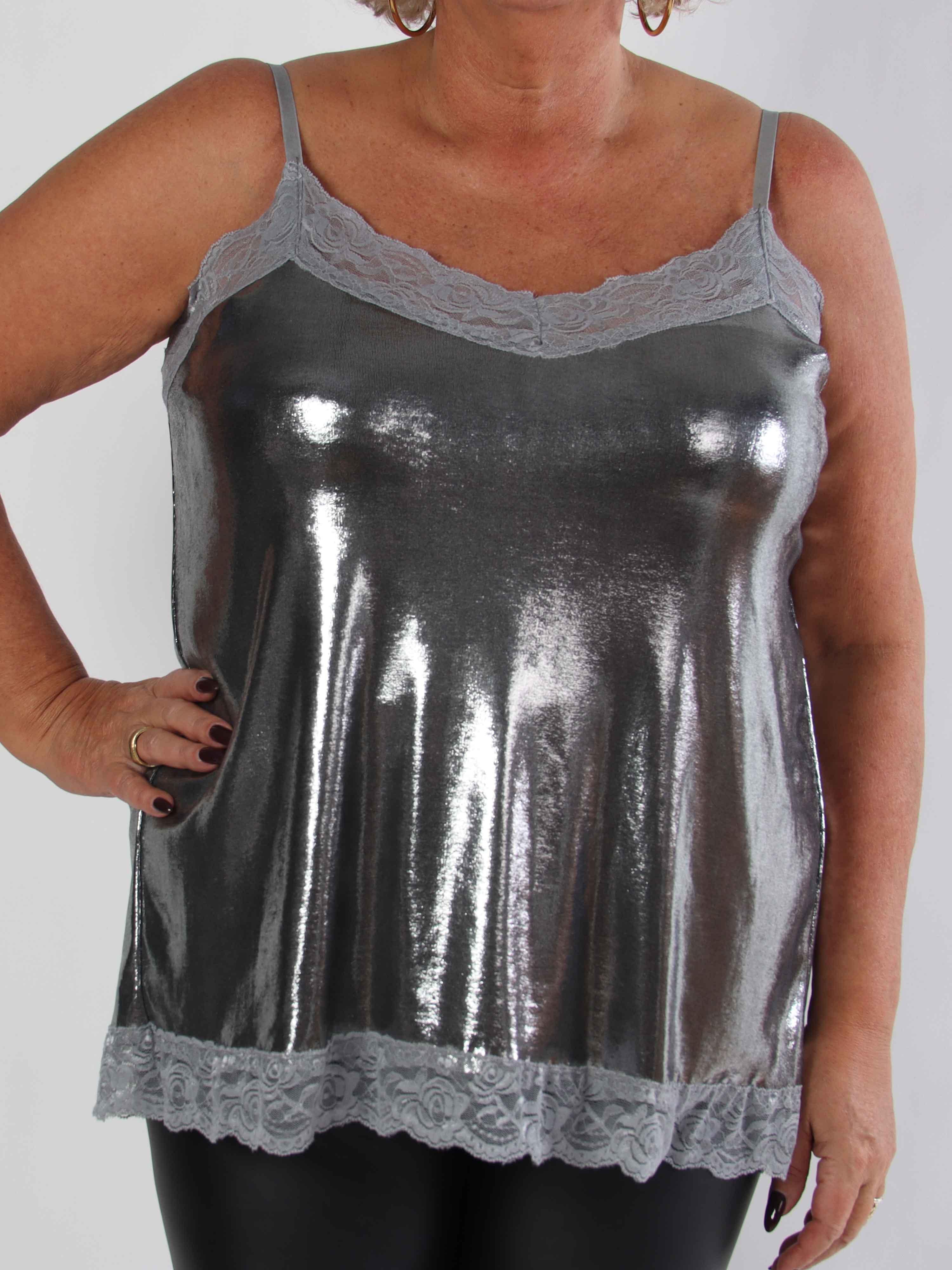 Vivil - Shiny elastisk topp med spetskanter